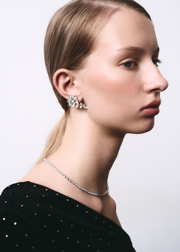 Верхнее нижнее белье — тренд весна-лето 2026. Вот подиумные образы, которые хочется повторить (фото 12)