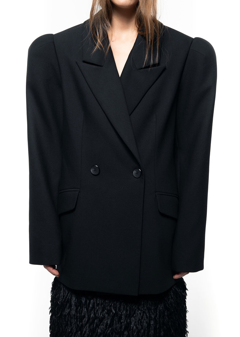 Верхнее нижнее белье — тренд весна-лето 2026. Вот подиумные образы, которые хочется повторить (фото 23)