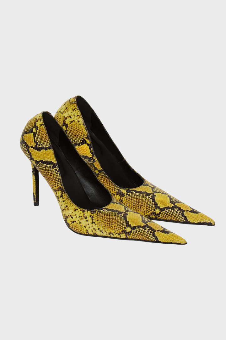 Верхнее нижнее белье — тренд весна-лето 2026. Вот подиумные образы, которые хочется повторить (фото 24)