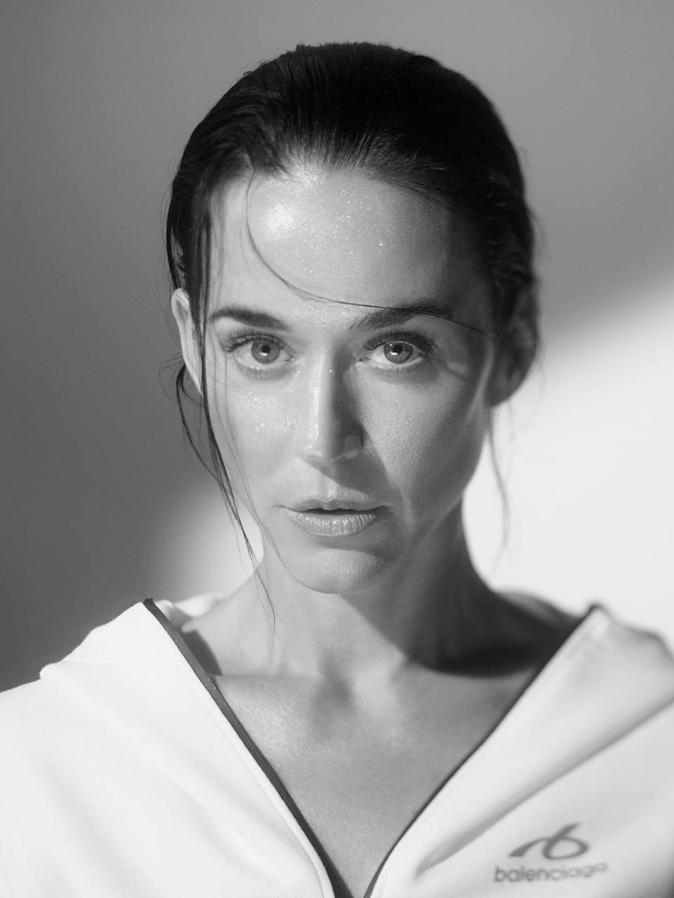 Кэти Перри стала лицом нового кампейна Balenciaga (фото 4)