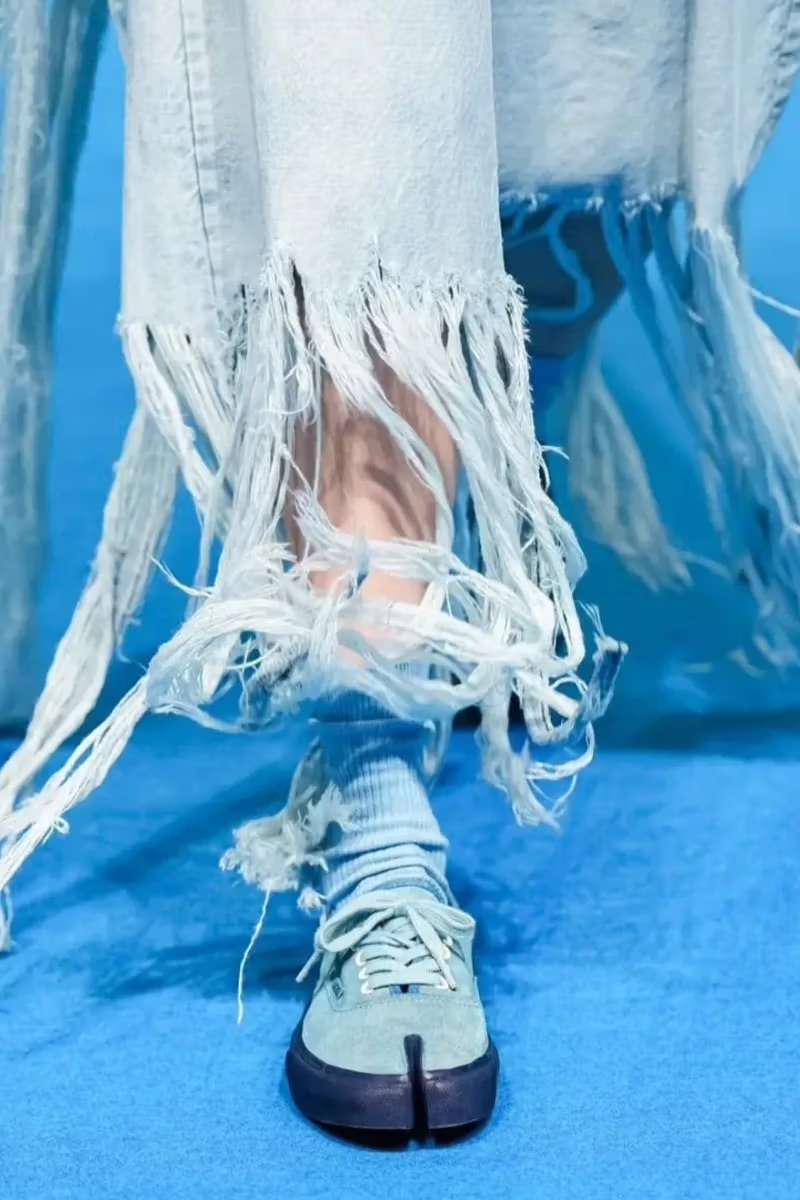 Бренд Vans выпустил кеды таби (фото 4)