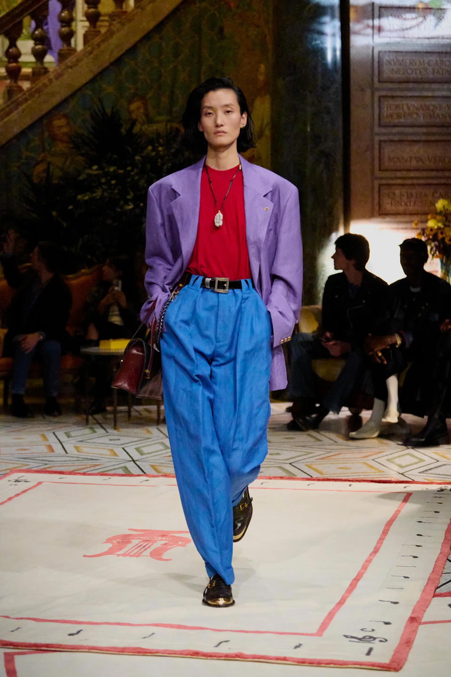 Колорблокинг весна-лето 2026: самые трендовые сочетания сезона (фото 18)