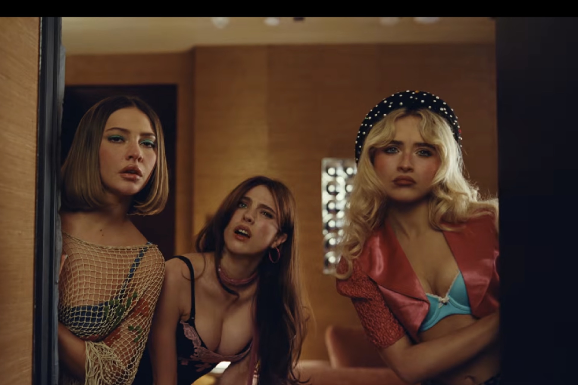 Сабрина Карпентер выпустила новый клип (фото 1)