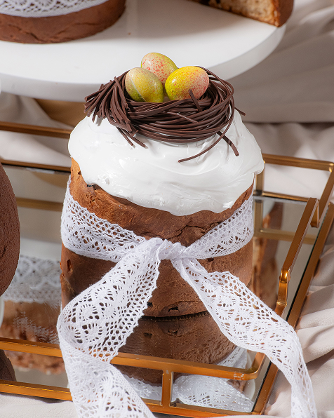 Панеттоне с миндалем и куличи с бабочками: 14 лучших пасхальных десертов от московских шефов (фото 7)