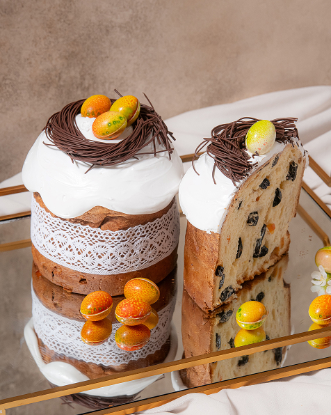 Панеттоне с миндалем и куличи с бабочками: 14 лучших пасхальных десертов от московских шефов (фото 8)