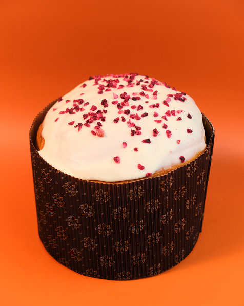 Панеттоне с миндалем и куличи с бабочками: 14 лучших пасхальных десертов от московских шефов (фото 19)