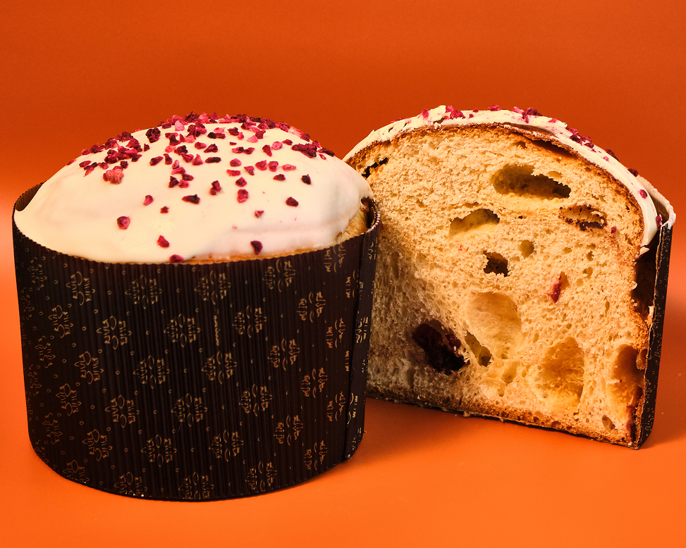 Панеттоне с миндалем и куличи с бабочками: 14 лучших пасхальных десертов от московских шефов (фото 21)