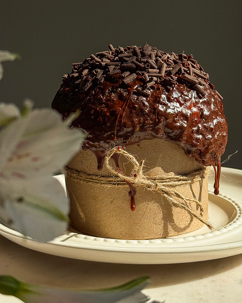 Панеттоне с миндалем и куличи с бабочками: 14 лучших пасхальных десертов от московских шефов (фото 29)