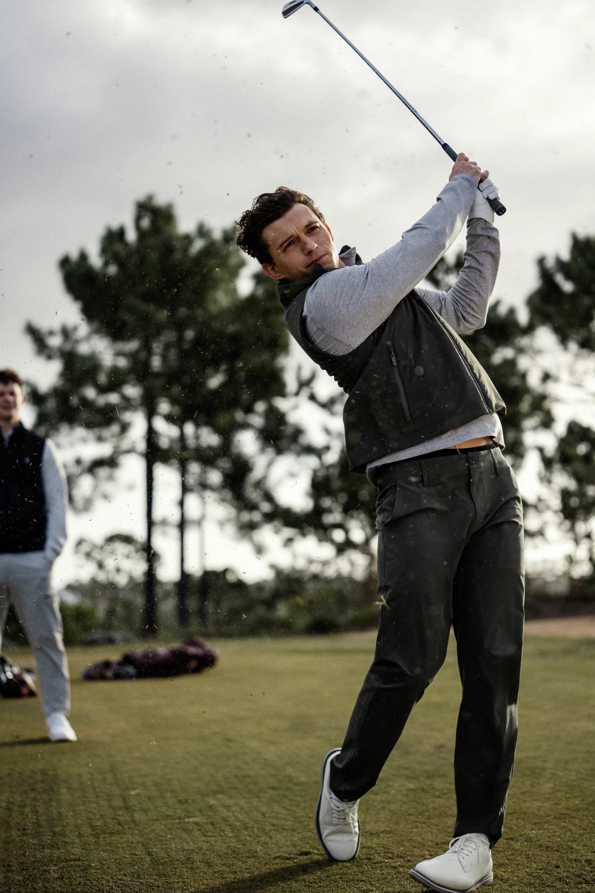 Том Холланд стал амбассадором бренда спортивной одежды Vuori (фото 2)