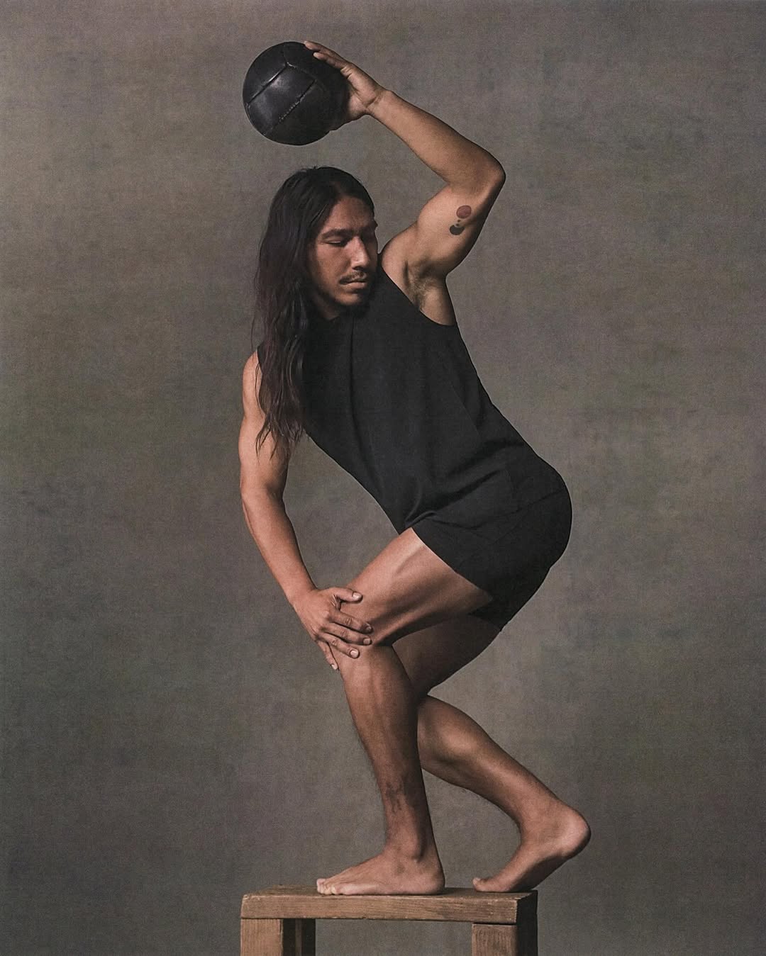 Бренды adidas и entire studios выпустили коллаборацию (фото 4)