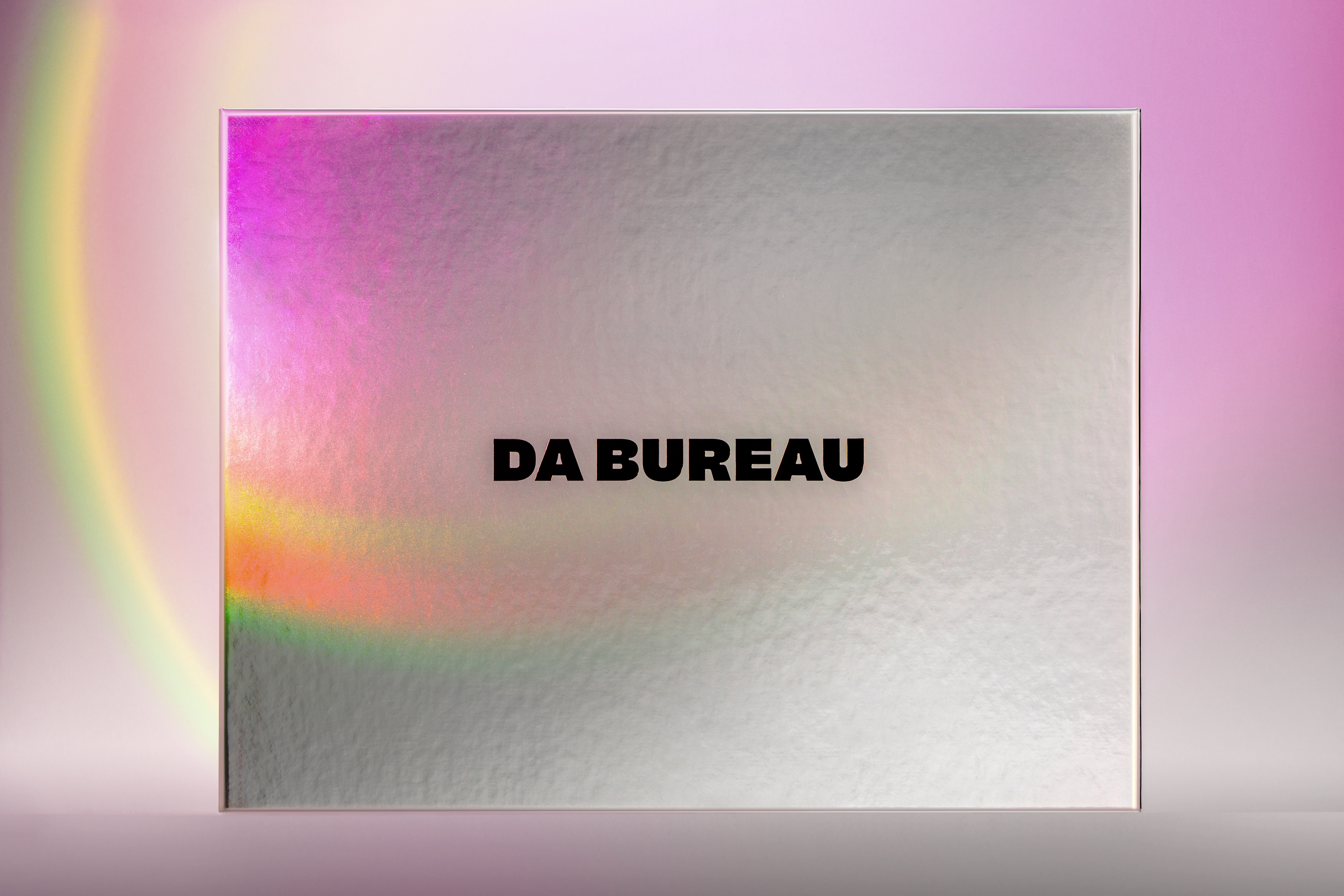 Архитектурное бюро DA BUREAU выпустило книгу (фото 1)