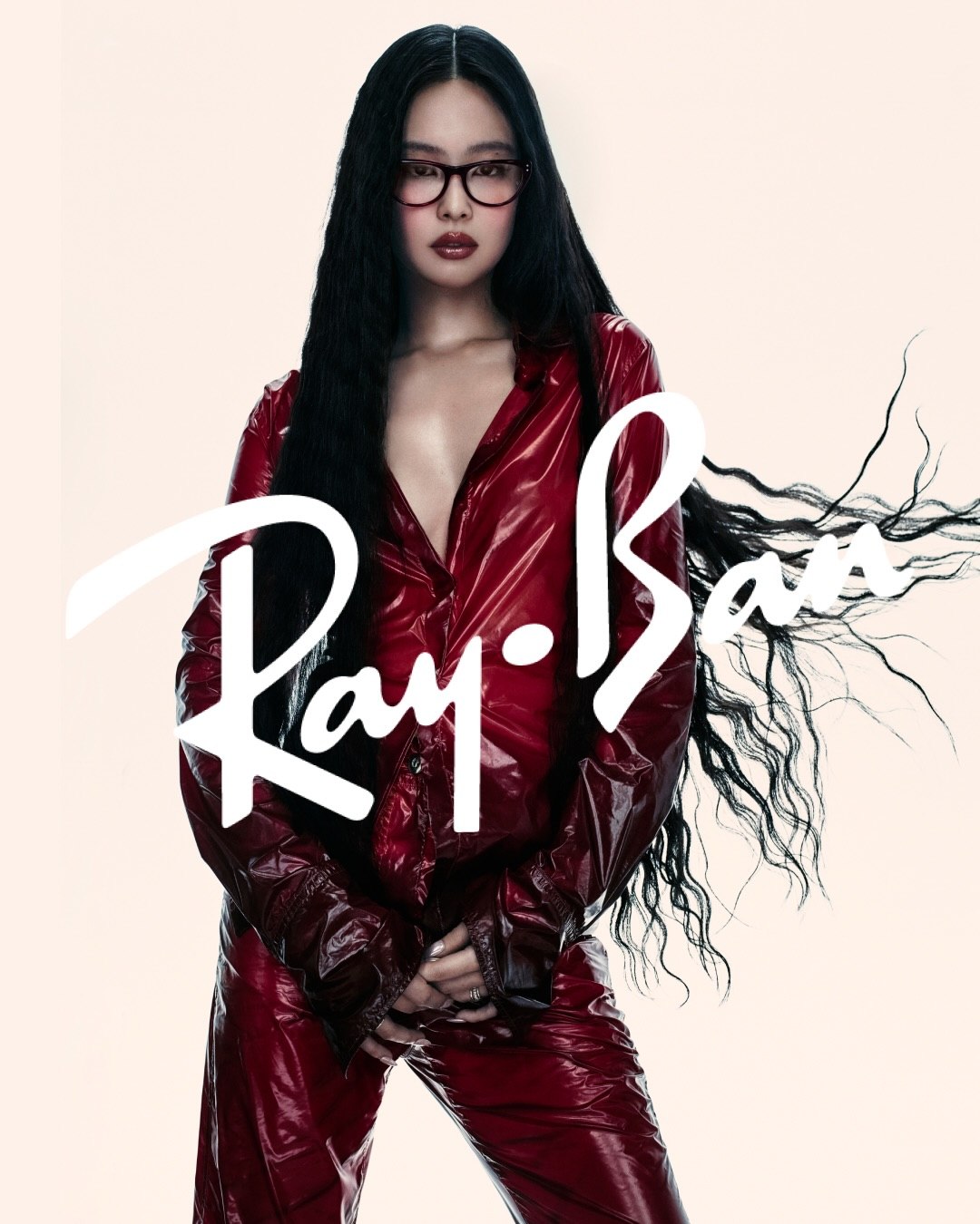 Дженни — новый амбассадор Ray-Ban (фото 1)