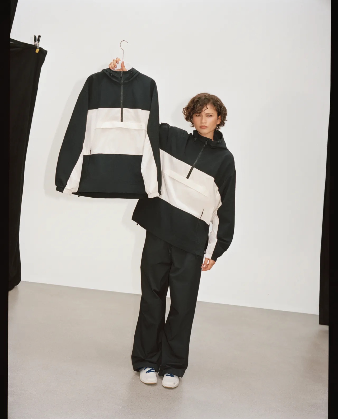 Зендея выпустила совместную коллекцию с брендом On (фото 7)