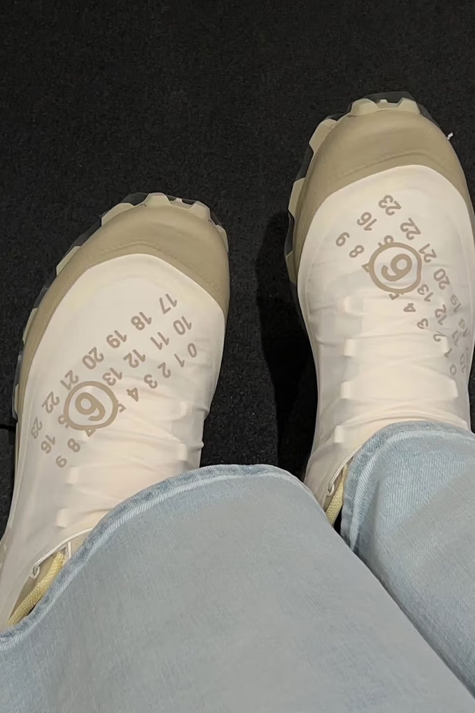 MM6 Maison Margiela и Salomon выпустят летнюю коллекцию обуви (фото 2)