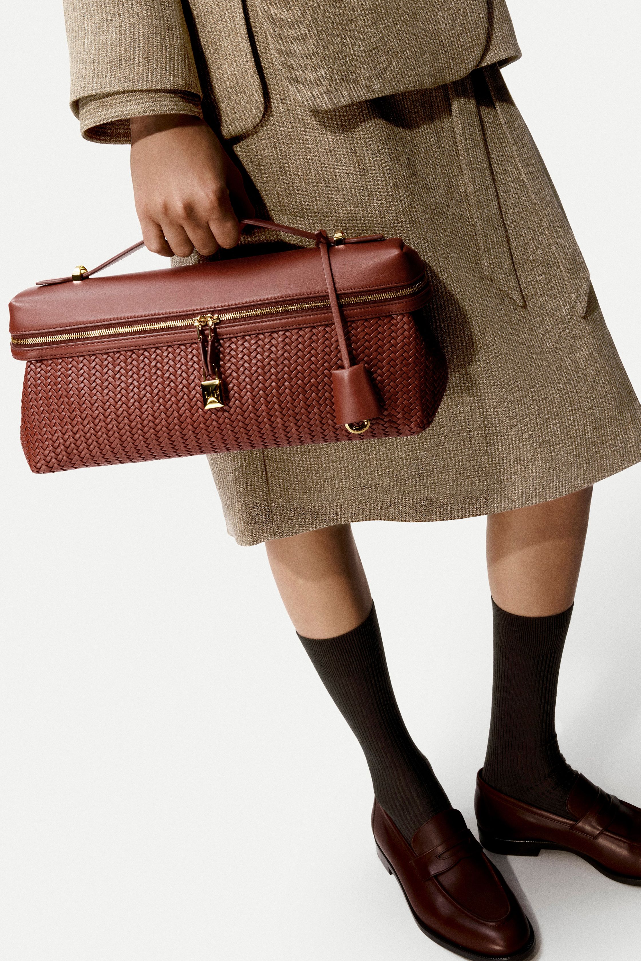 Как у Prada и даже лучше: гетры и носки, которые хочется носить весной-2026 (фото 7)