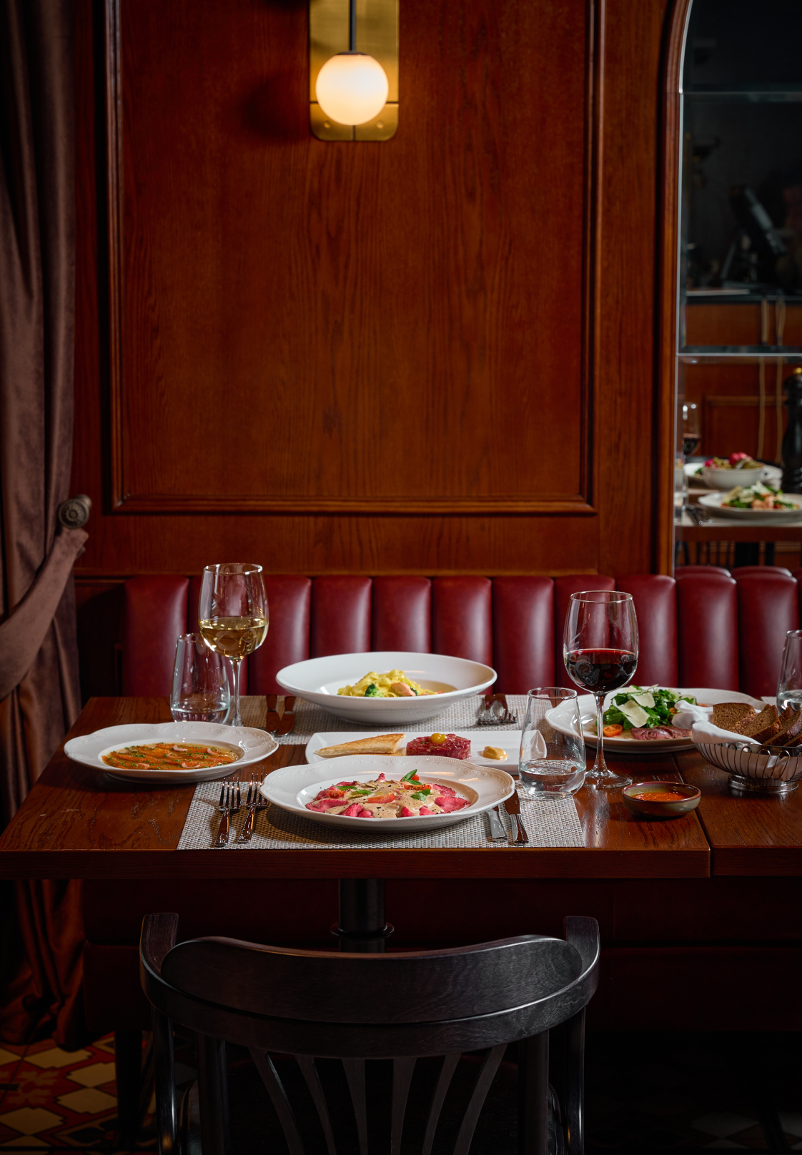 ОМА, «Артист» и «Машенька»: какие рестораны открылись в 2026 году (фото 15)