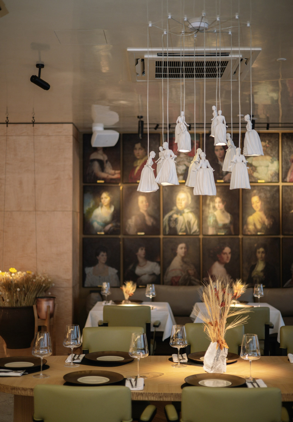 ОМА, «Артист» и «Машенька»: какие рестораны открылись в 2026 году (фото 26)