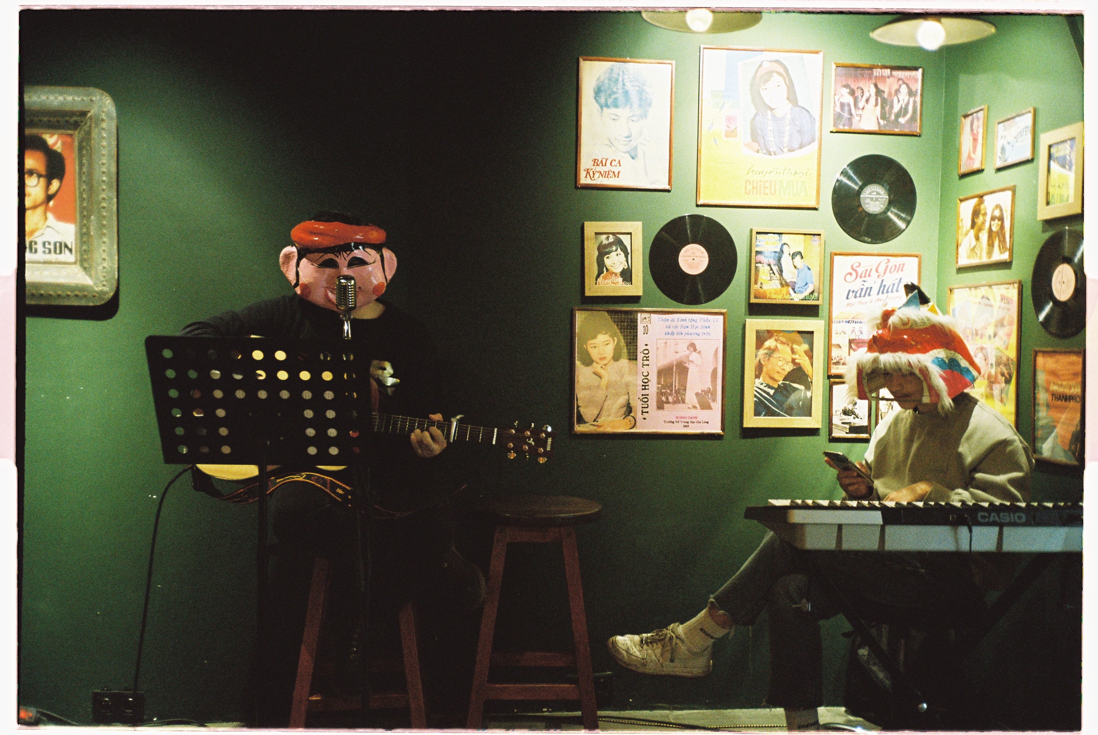 В Noor Electro Bar & Gallery пройдет выставка художника Алексея Луца (фото 2)