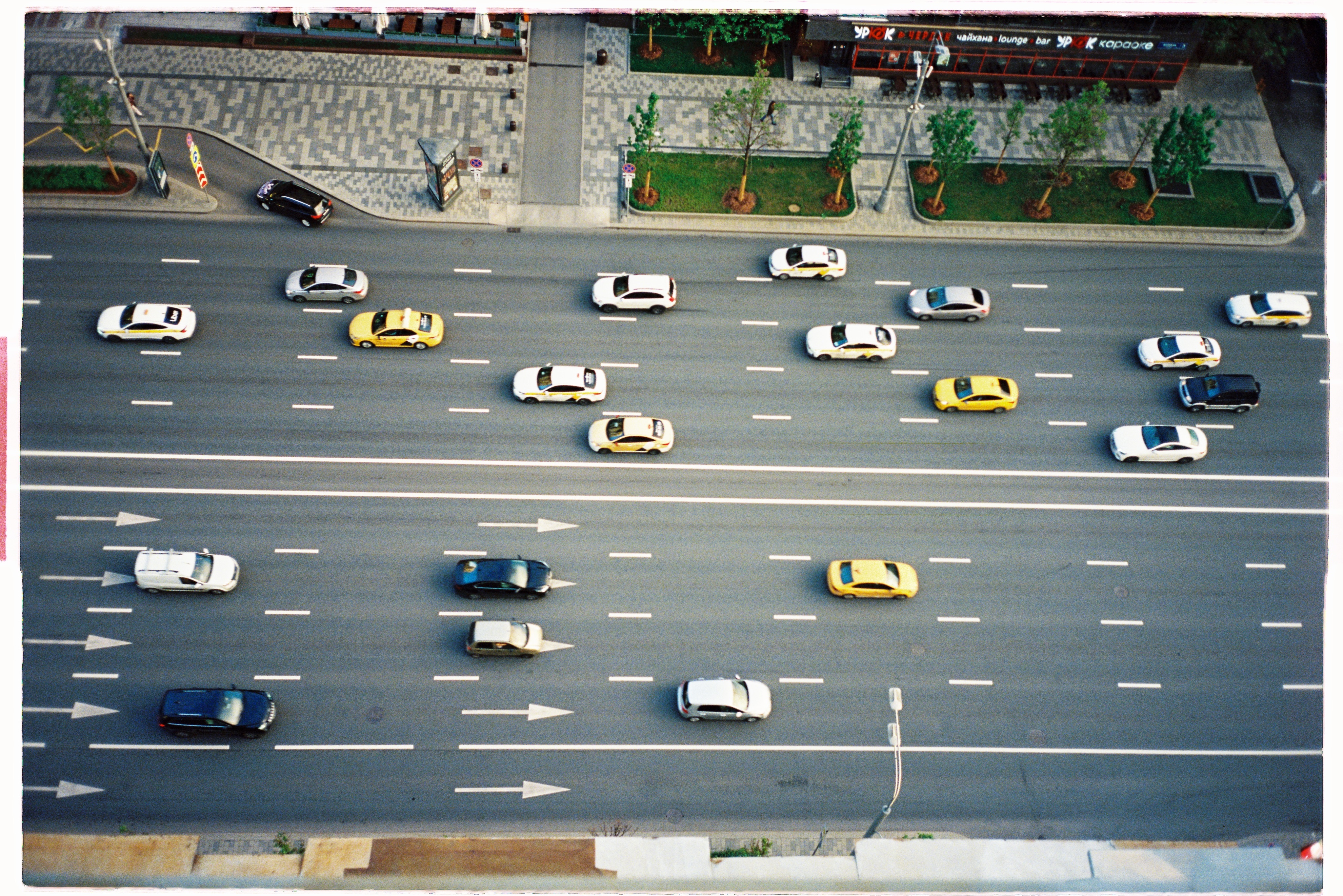 В Noor Electro Bar & Gallery пройдет выставка художника Алексея Луца (фото 4)