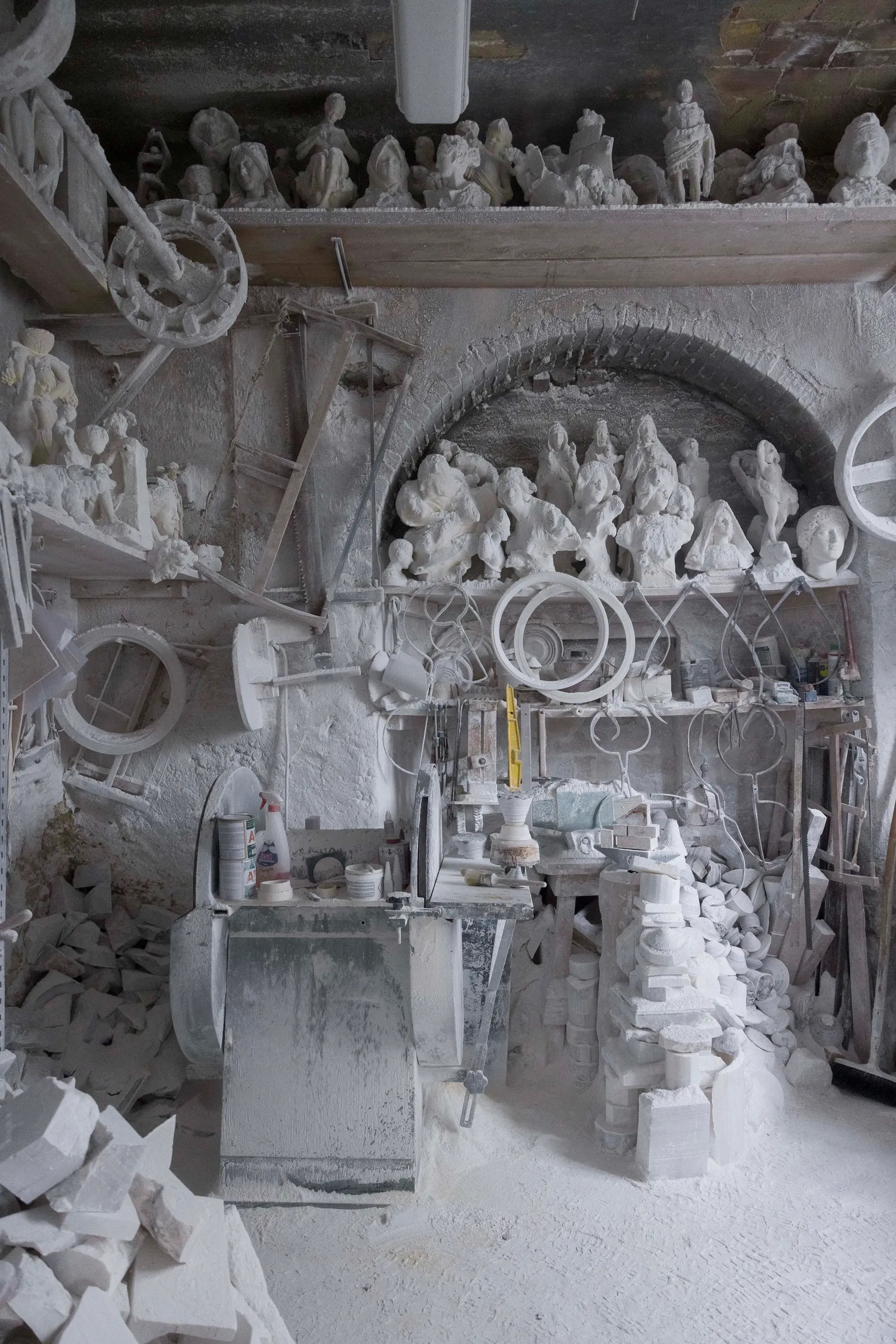 Сабато де Сарно откроет выставку в Милане (фото 2)