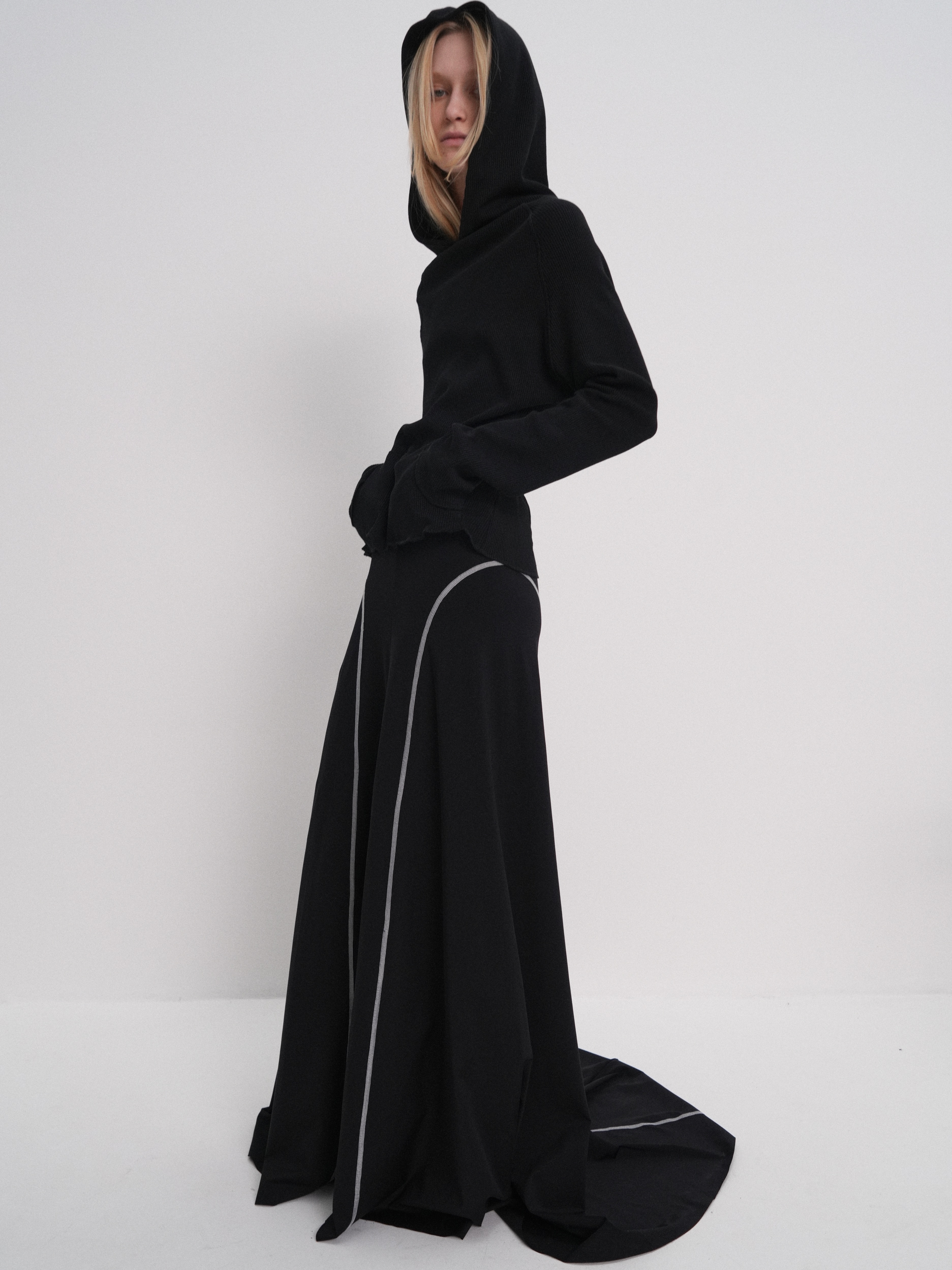 Гоша Карцев запустил собственный бренд одежды (фото 2)