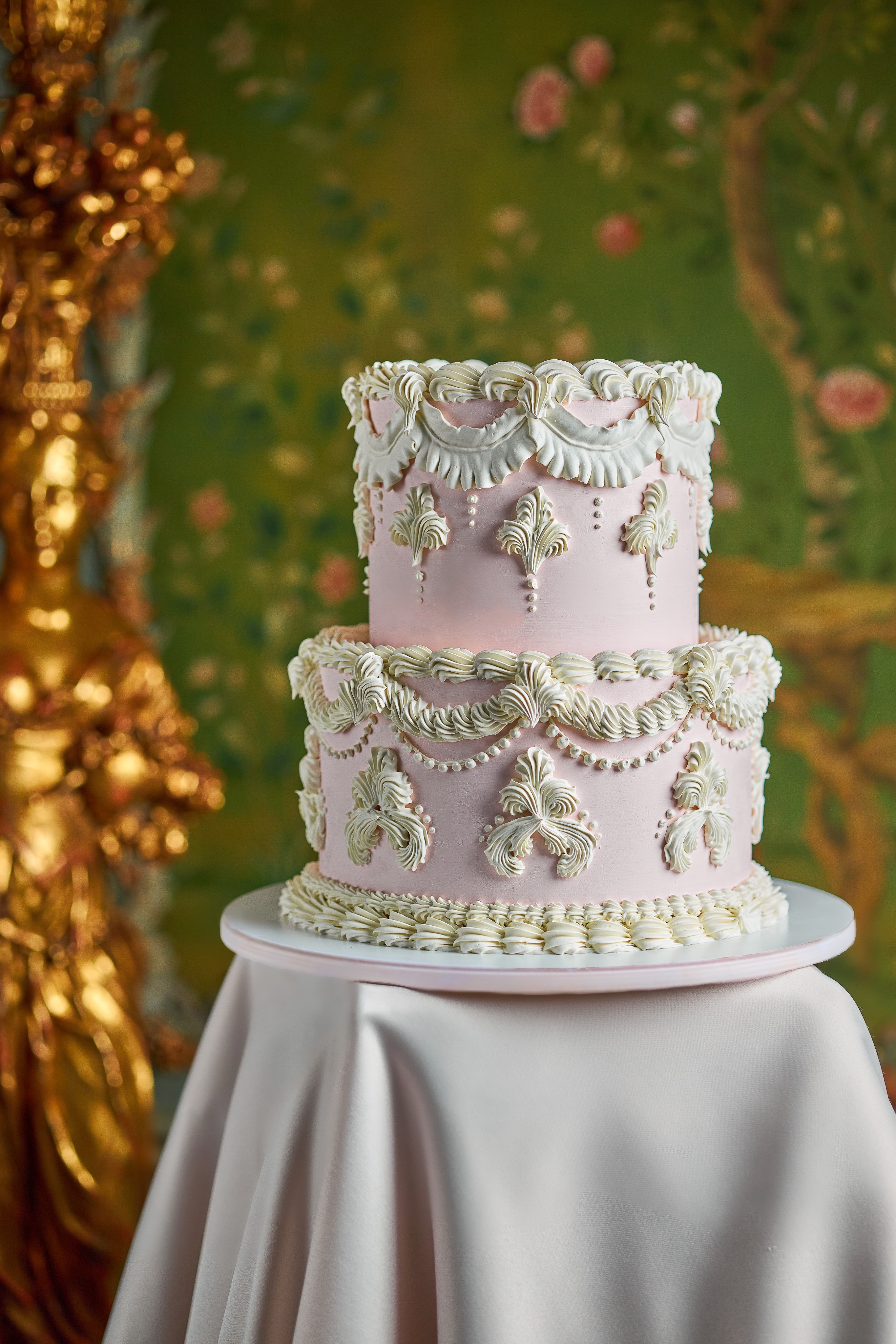 В кондитерской «Кафе Пушкинъ» действует услуга «Торты на заказ» (фото 3)