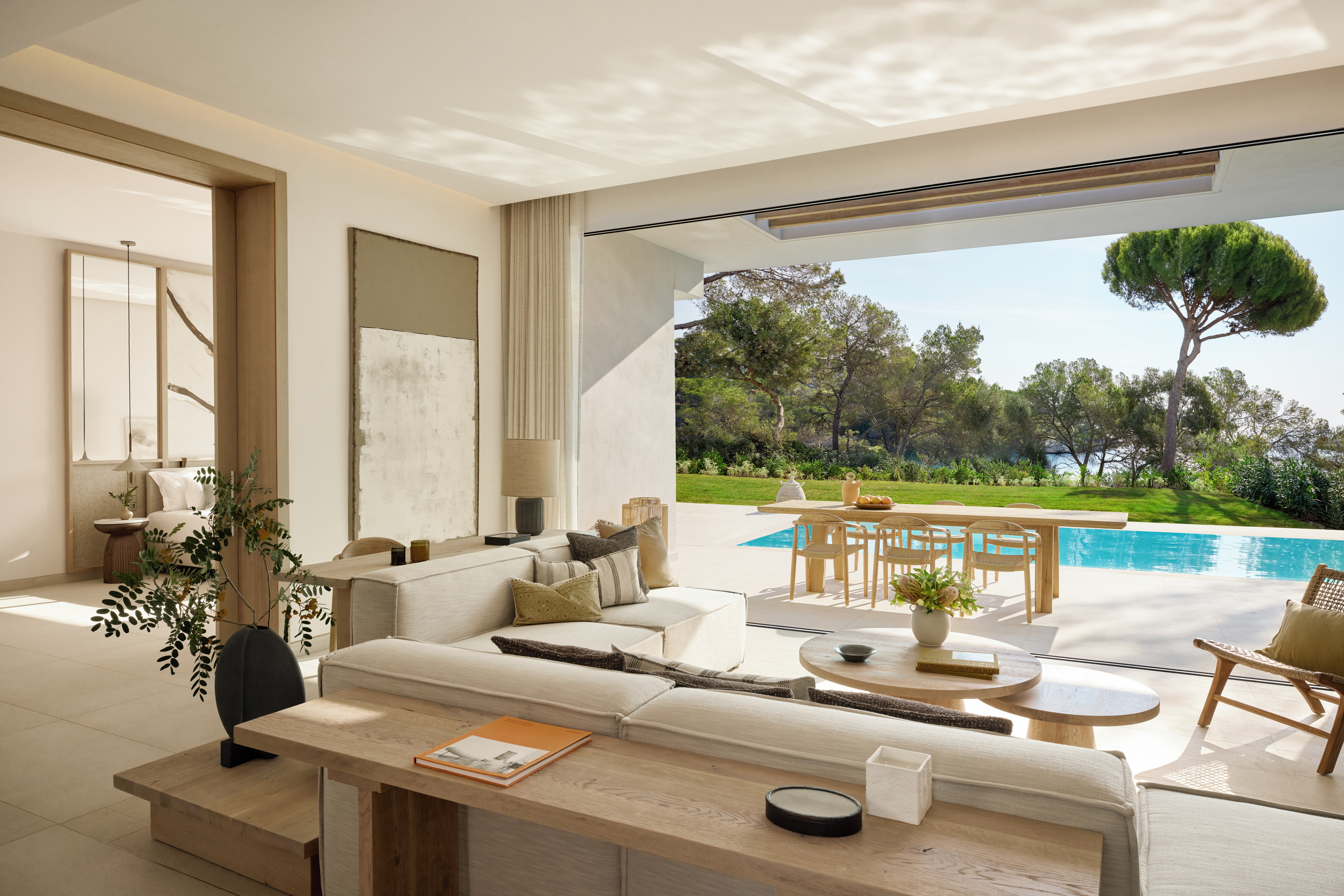 В отеле Ikos Porto Petro на Майорке появились новые виллы (фото 3)