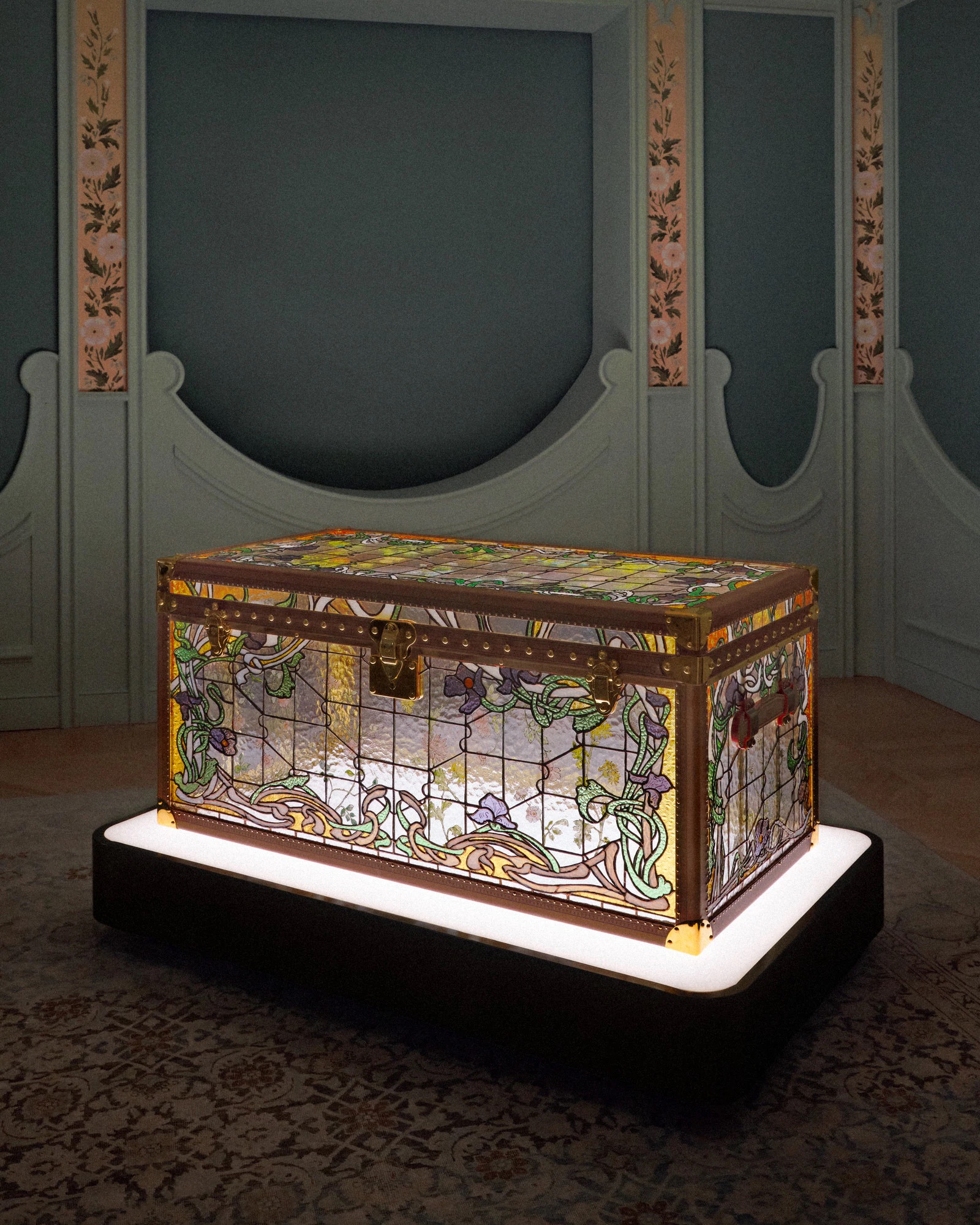 Кресла-томаты и столы из бумаги: хайлайты Недели дизайна в Милане 2026. Выбор BURO. (фото 19)