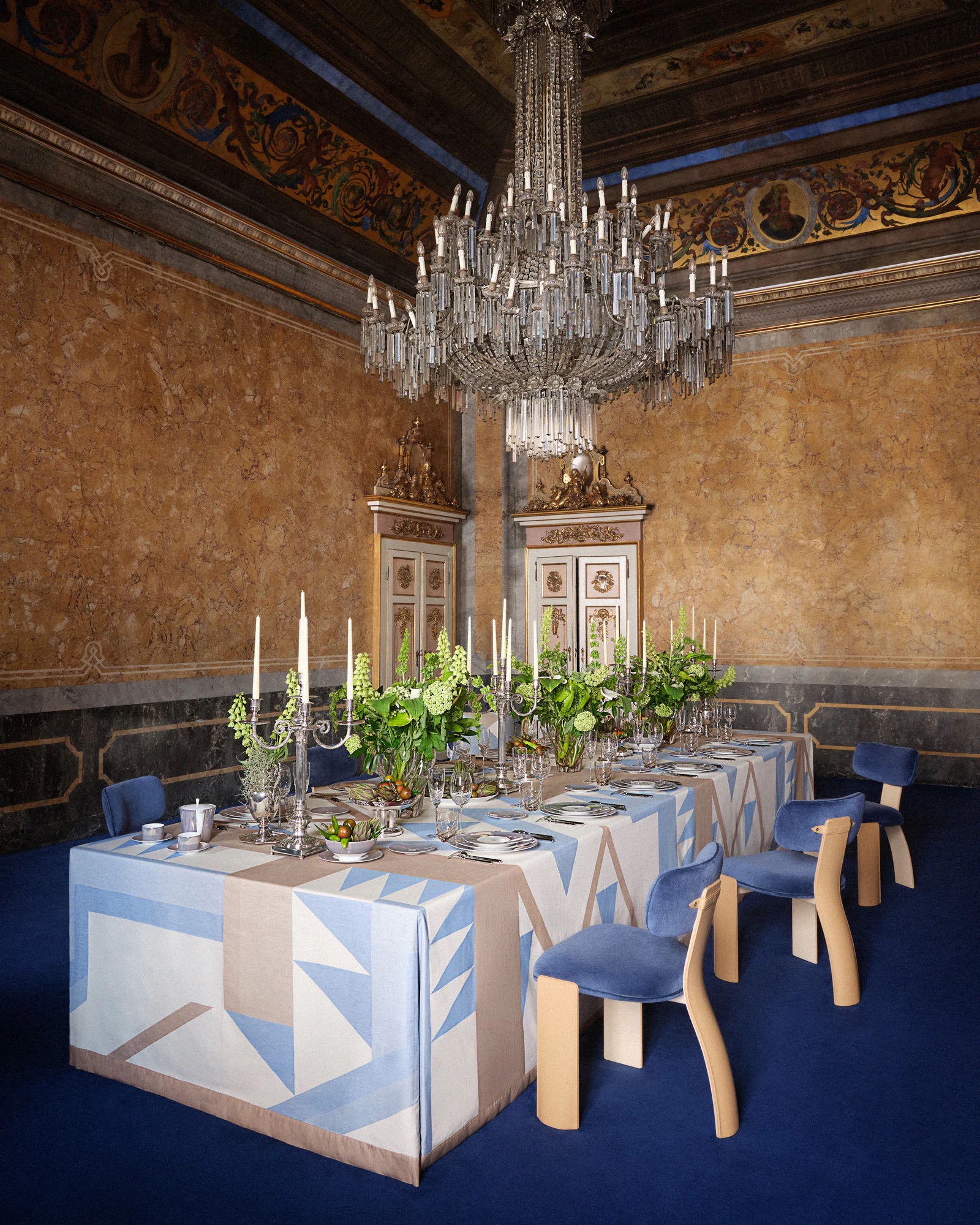 Кресла-томаты и столы из бумаги: хайлайты Недели дизайна в Милане 2026. Выбор BURO. (фото 20)