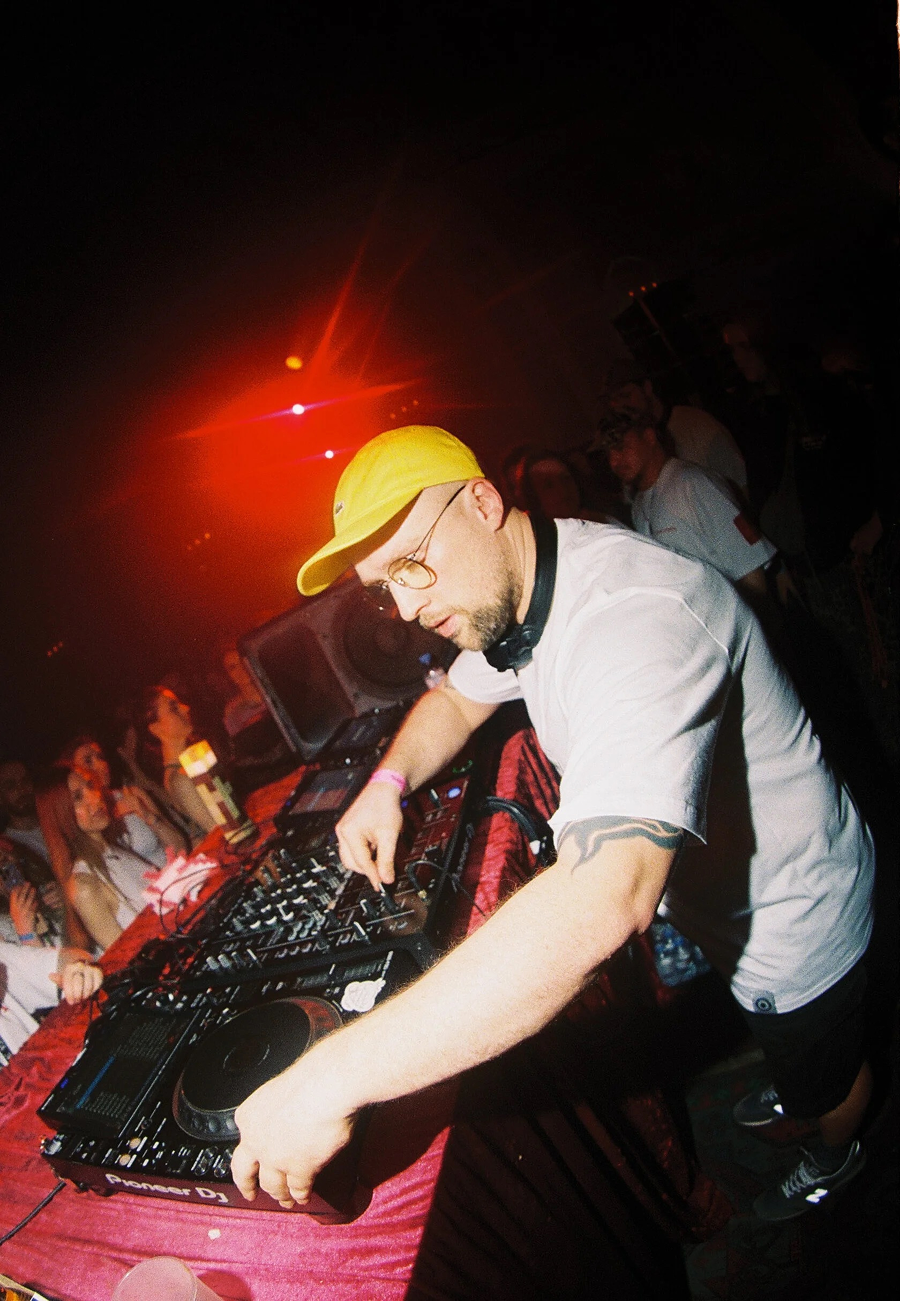 Yanix и Dj Stonik1917 выступят на фестивале «ЭТО БАЗА» (фото 15)