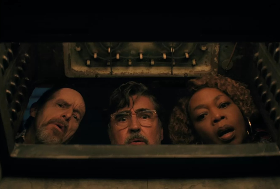 «Паук-Нуар», «Городок» и M.I.A.: какие сериалы смотреть в мае (фото 13)