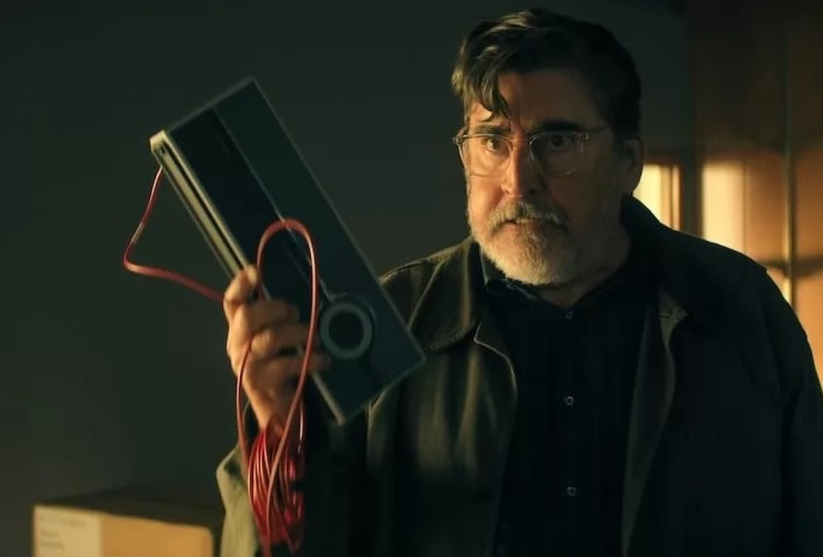 «Паук-Нуар», «Городок» и M.I.A.: какие сериалы смотреть в мае (фото 14)