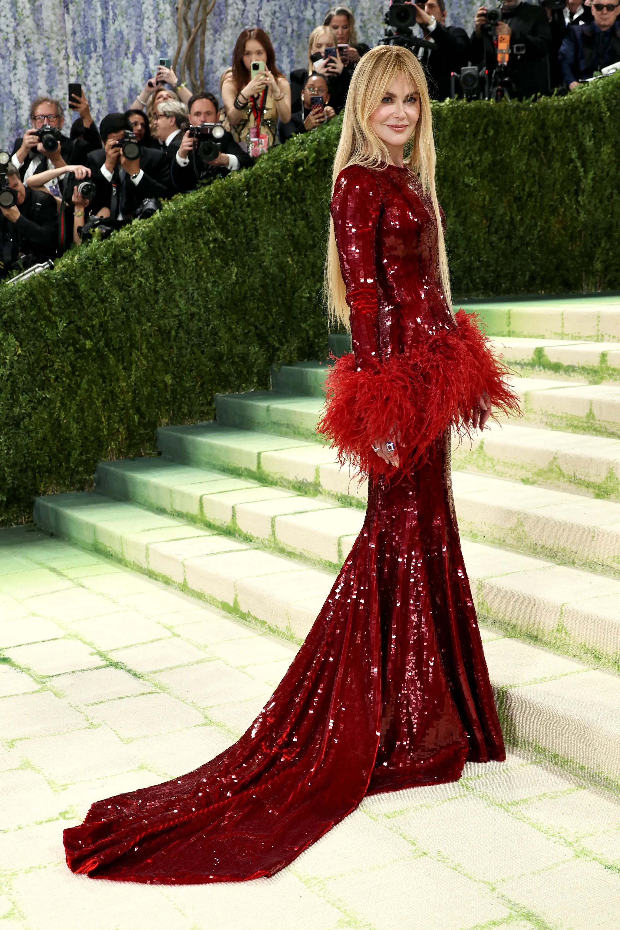 Николь Кидман в Chanel и Рианна в Maison Margiela: красная дорожка Met Gala 2026 (фото 5)