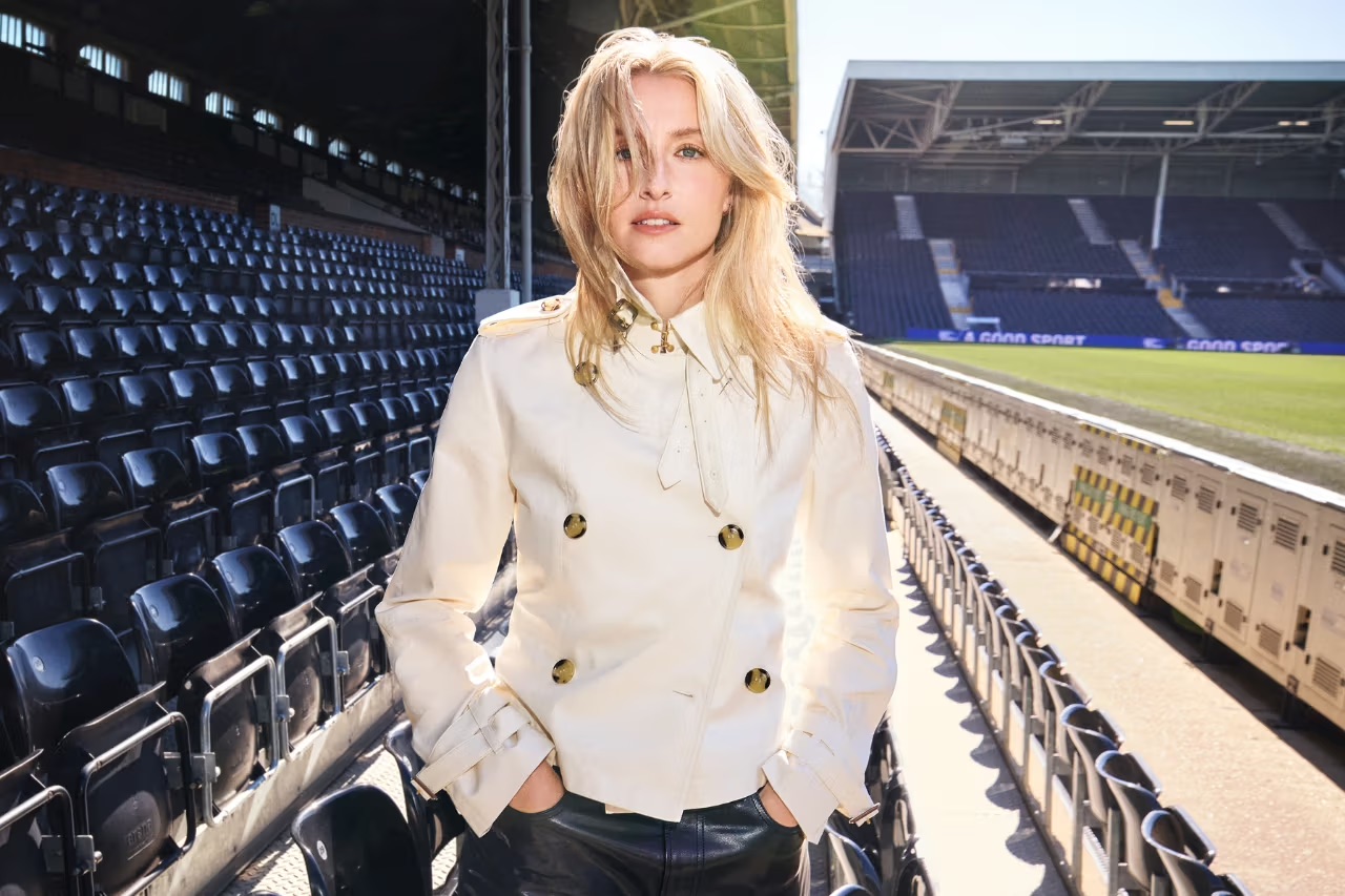 Burberry выпустил кампейн, вдохновленный футболом (фото 6)