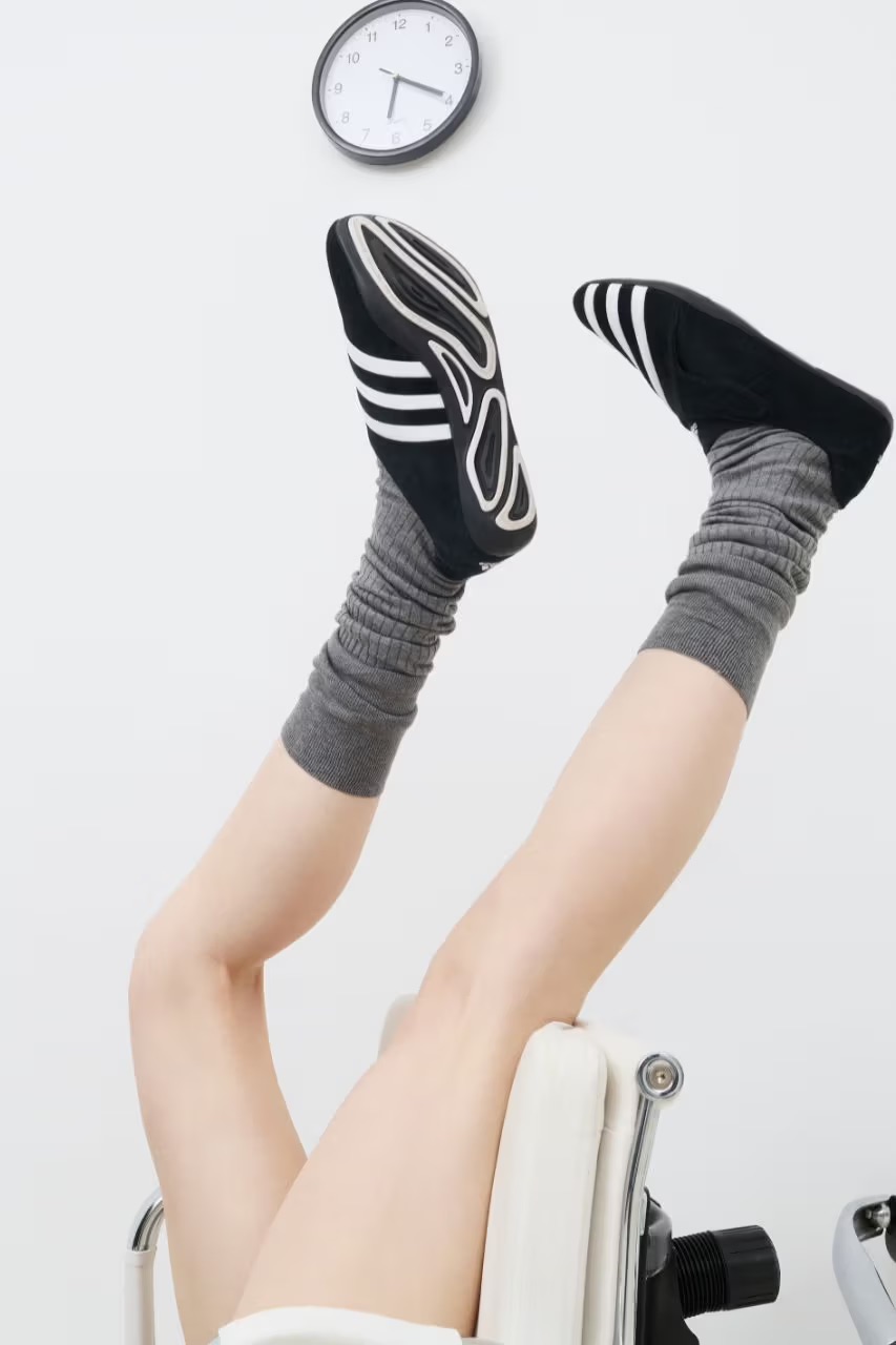 Фаррелл Уильямс и adidas Originals выпустили модель кроссовок (фото 2)