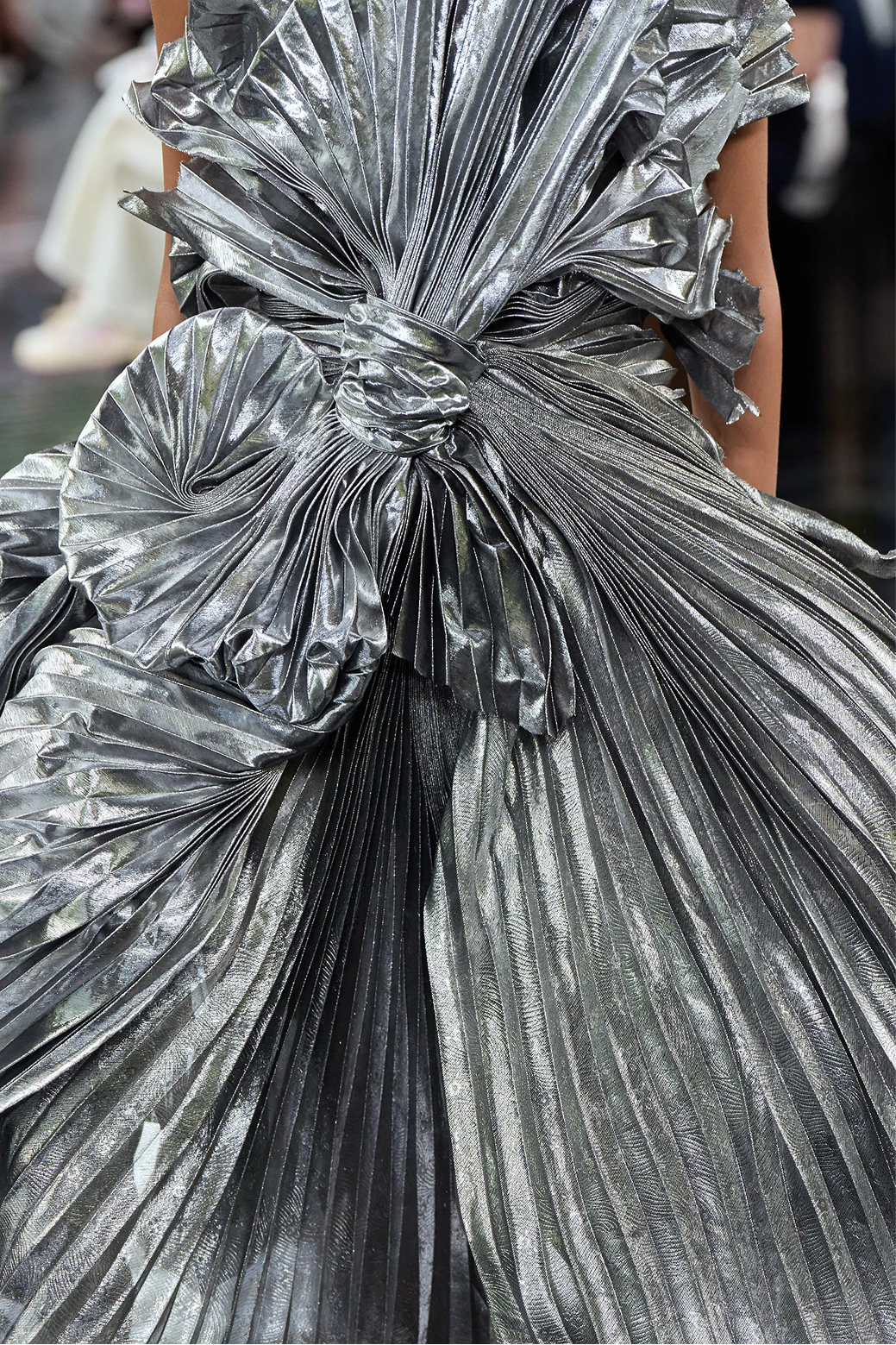 Высокий полет. Самое (не) интересное с парижской недели моды Haute Couture осень-зима 2026 (фото 2)