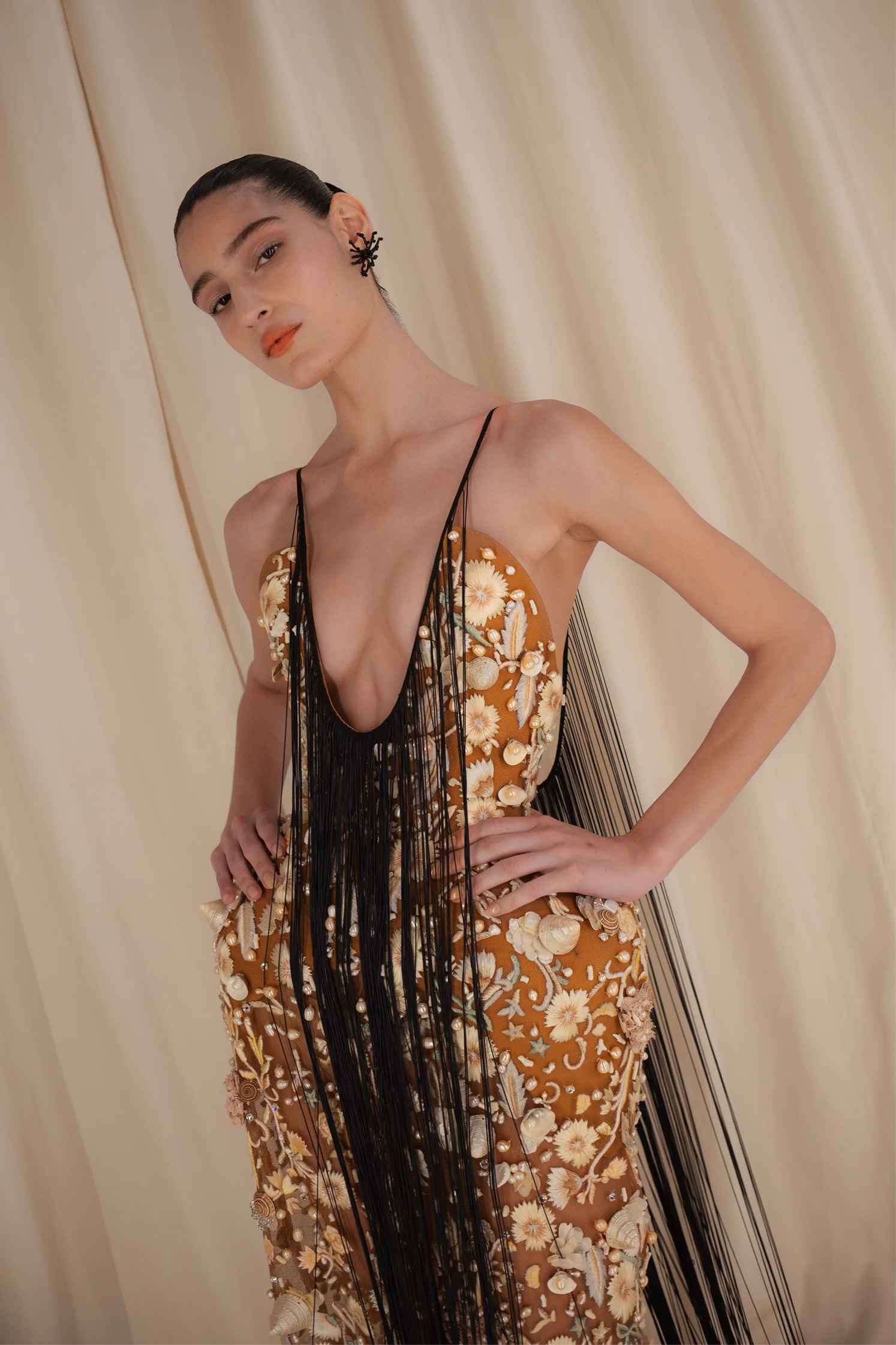 Высокий полет. Самое (не) интересное с парижской недели моды Haute Couture осень-зима 2026 (фото 29)