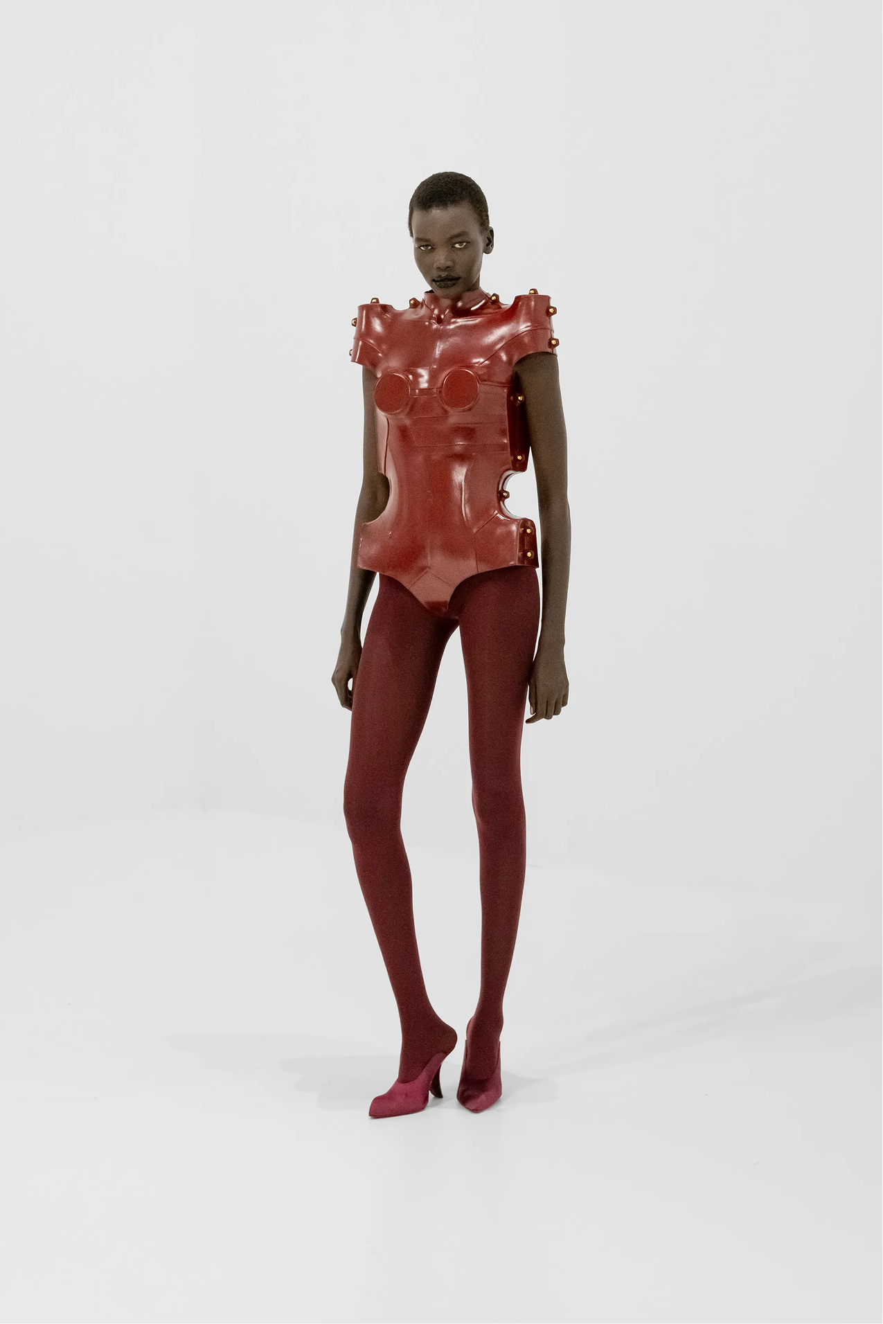 Высокий полет. Самое (не) интересное с парижской недели моды Haute Couture осень-зима 2026 (фото 35)