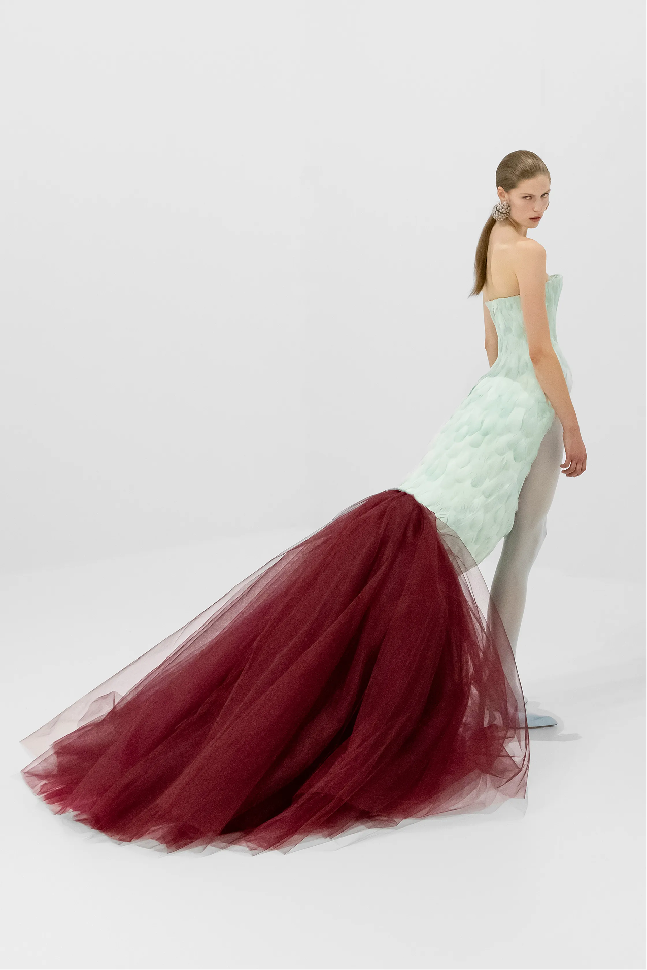 Высокий полет. Самое (не) интересное с парижской недели моды Haute Couture осень-зима 2026 (фото 37)