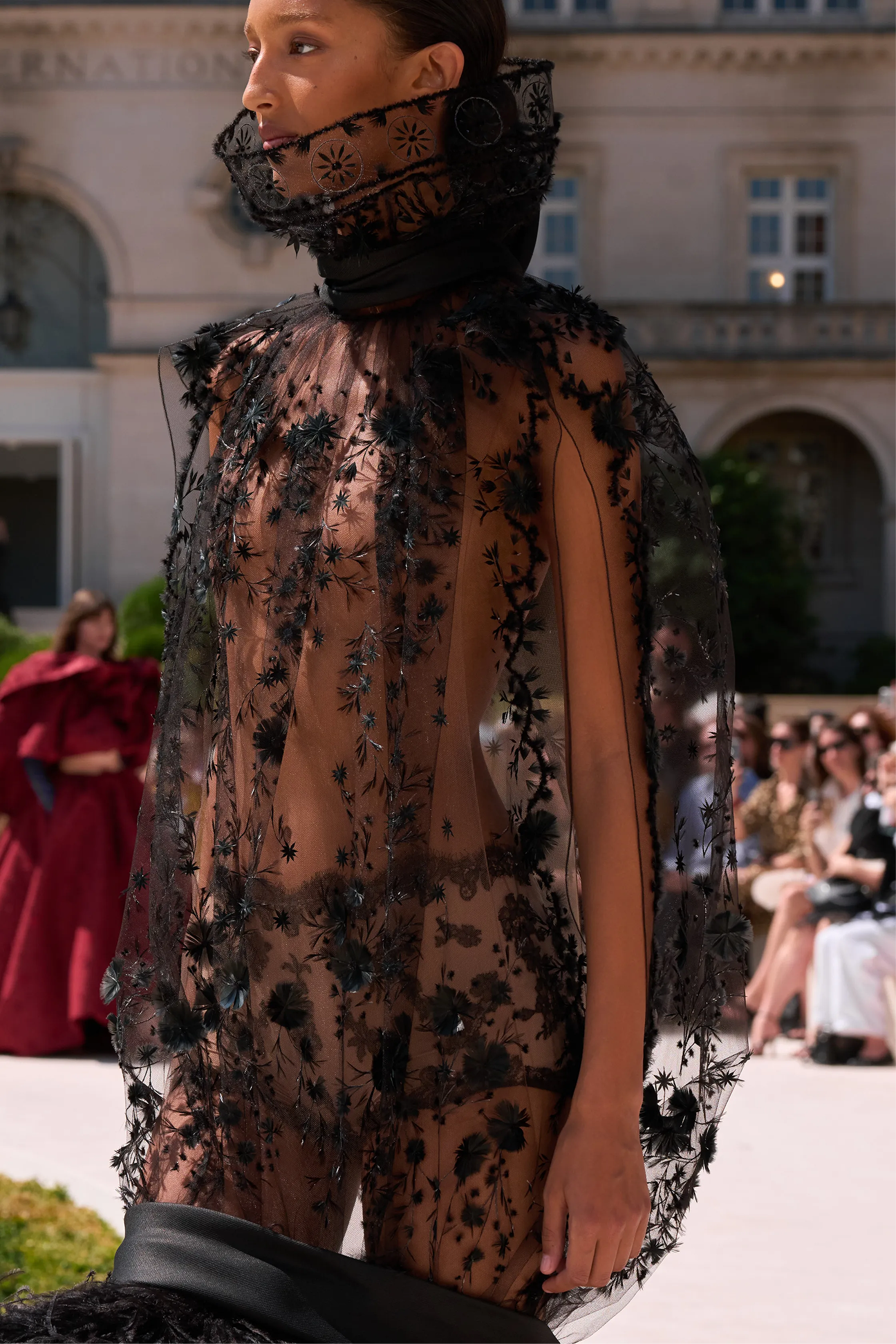 Высокий полет. Самое (не) интересное с парижской недели моды Haute Couture осень-зима 2026 (фото 52)