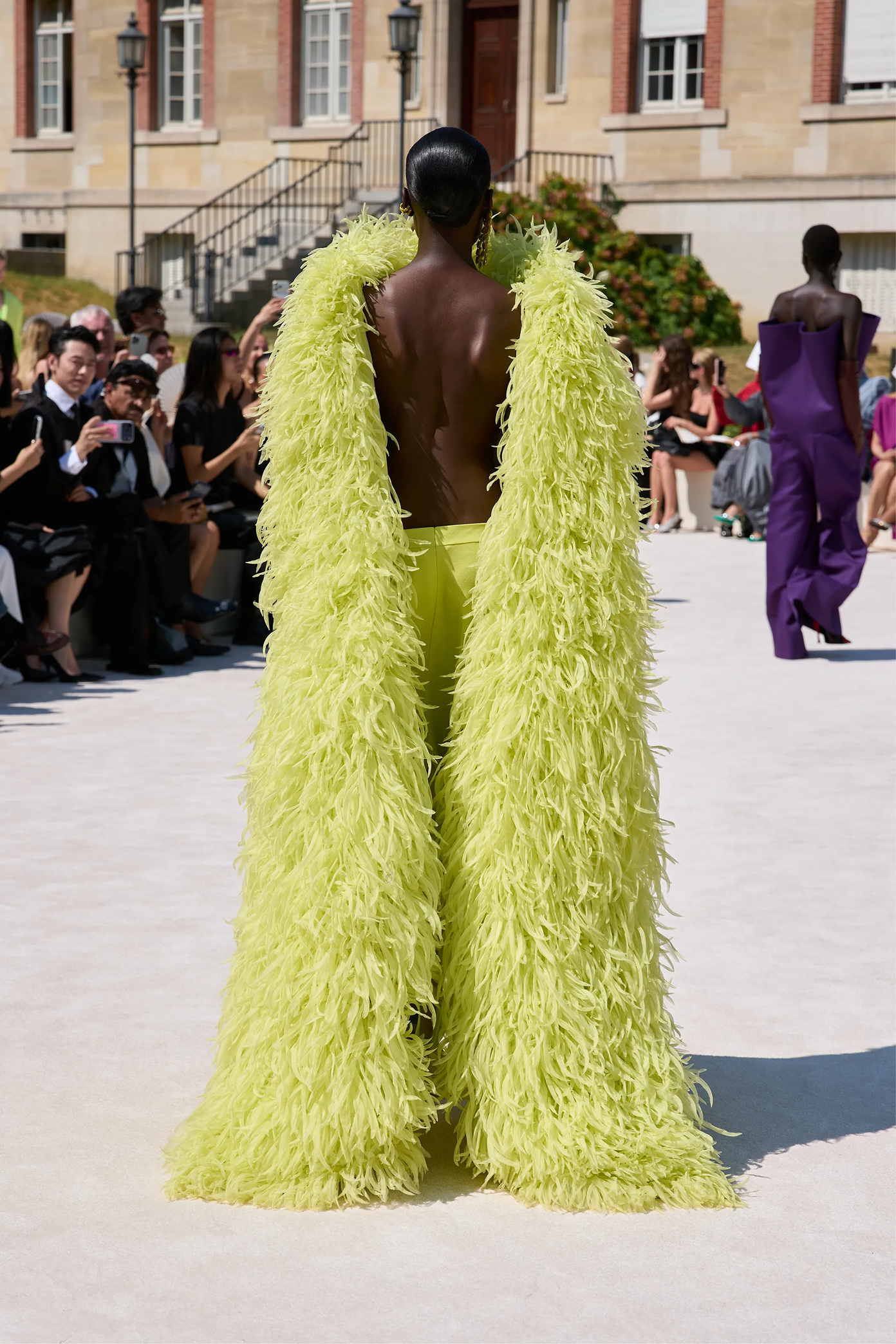 Высокий полет. Самое (не) интересное с парижской недели моды Haute Couture осень-зима 2026 (фото 53)