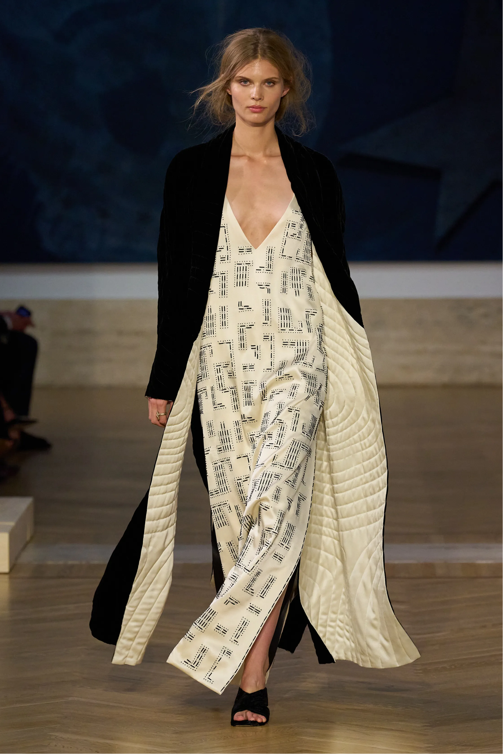 Высокий полет. Самое (не) интересное с парижской недели моды Haute Couture осень-зима 2026 (фото 66)