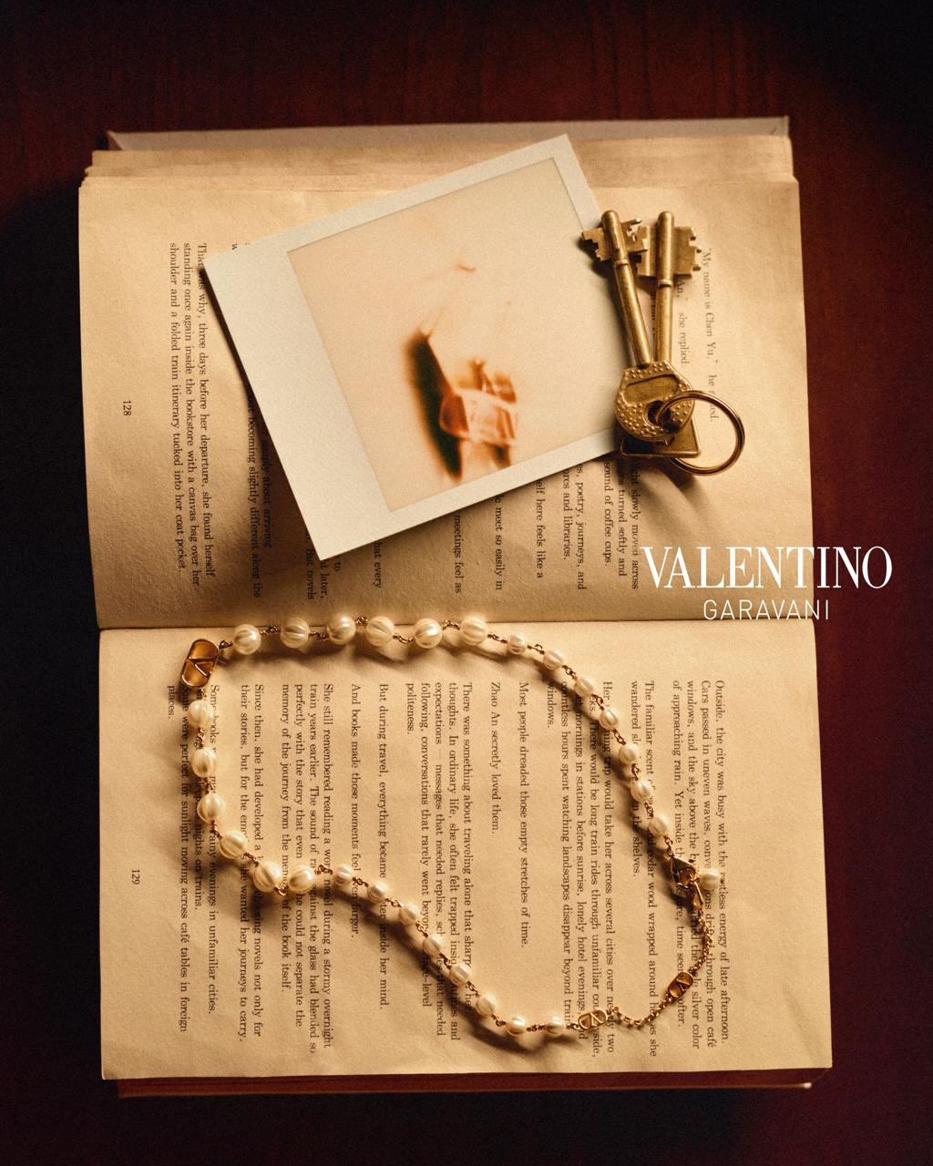 Valentino показал новую рекламную кампанию коллекции pre-fall 2026 (фото 12)