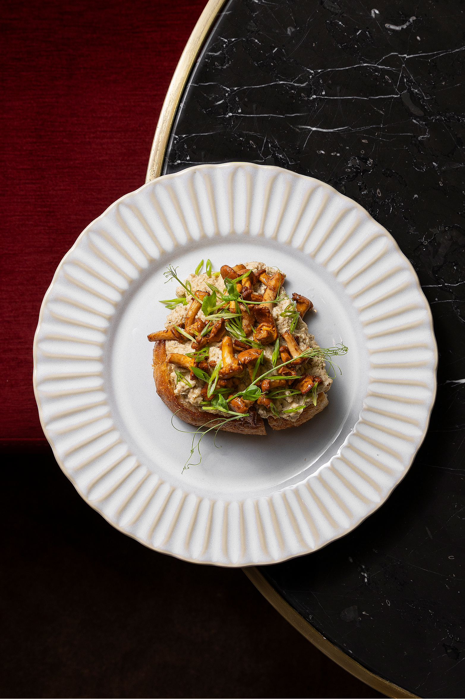 Maroon, Mushrooms и «Машенька»: где в Москве искать блюда с лисичками (фото 10)