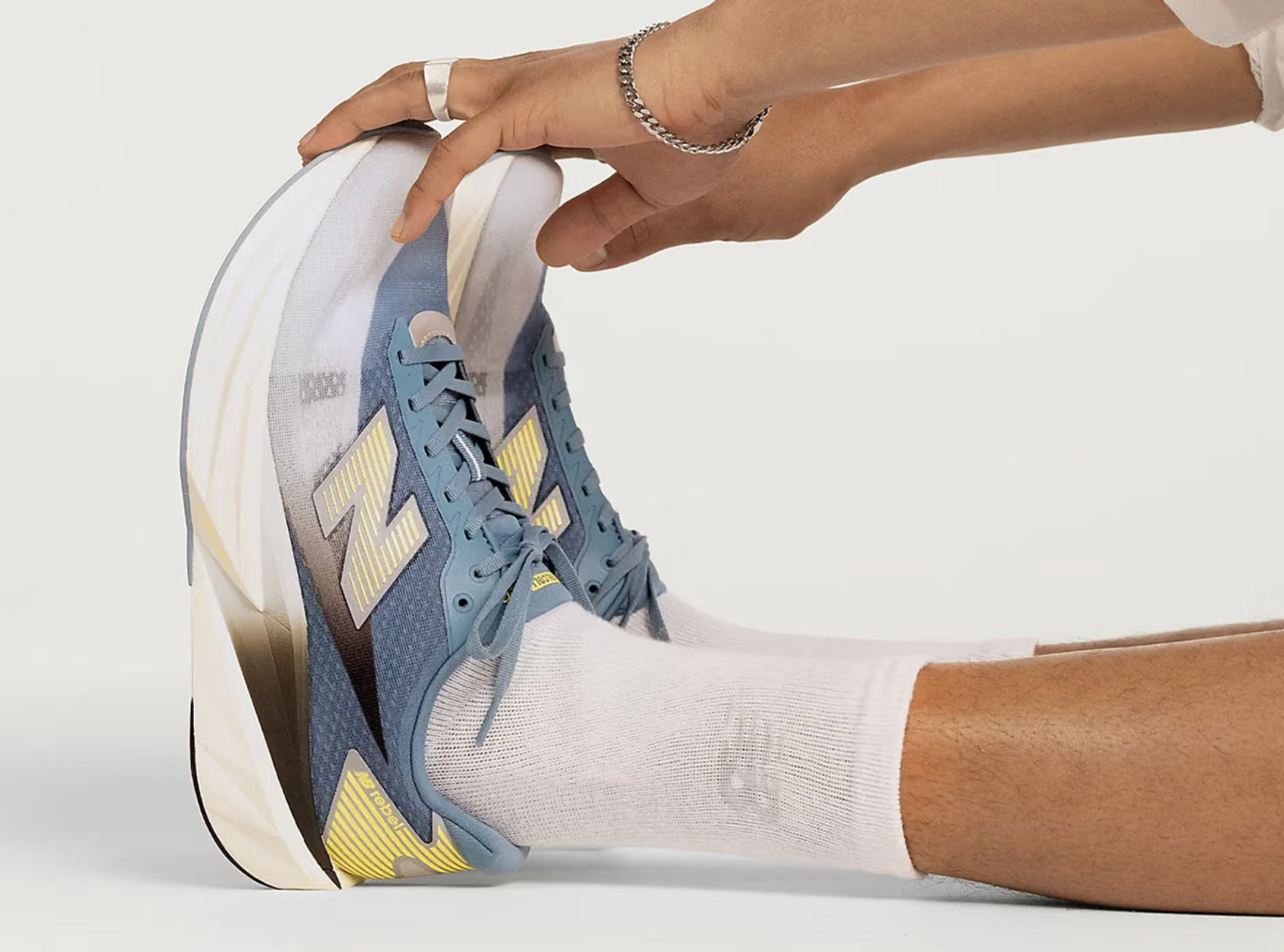 New Balance выпустил коллекцию Night Lights Pack (фото 3)