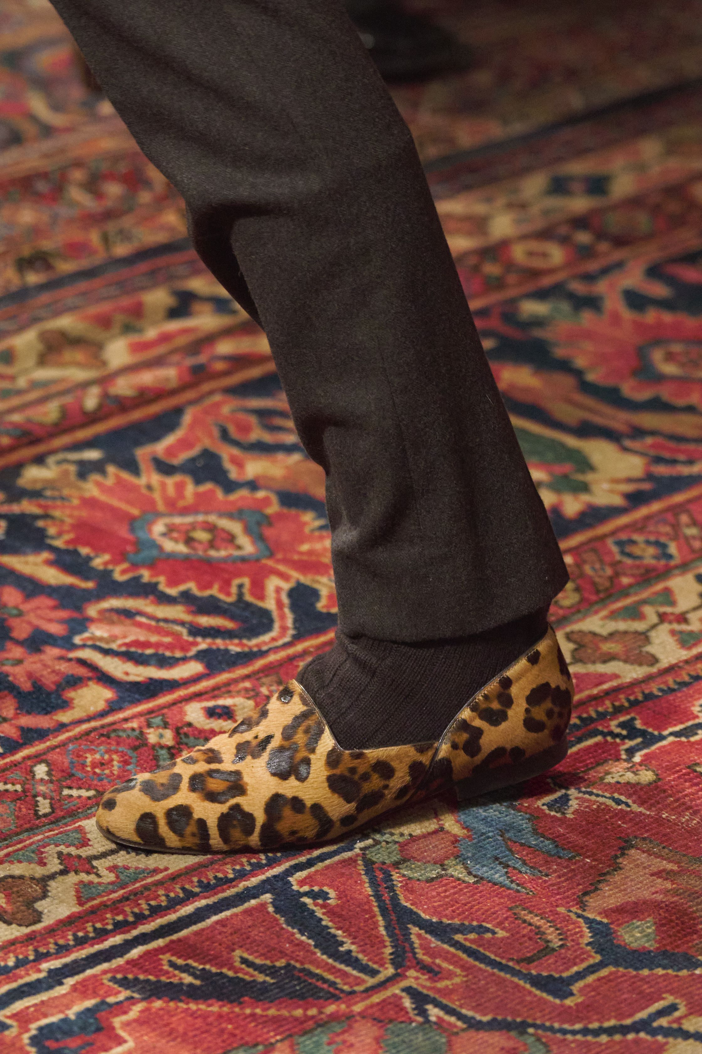Какую обувь и сумки носить осенью и зимой 2026. Новое и (не)забытое старое (фото 35)