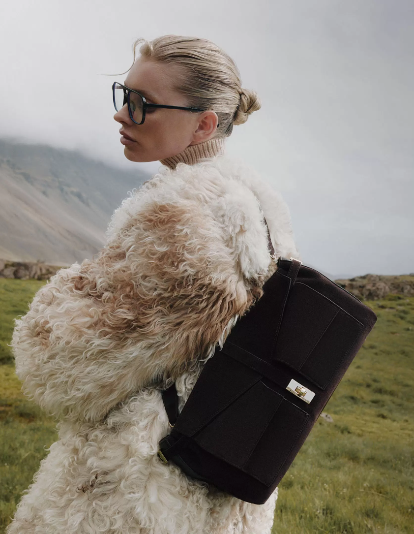 Объект-желания. Chanel Maxi Flap Bag — как у A$AP Rocky и Кендалл Дженнер (фото 17)