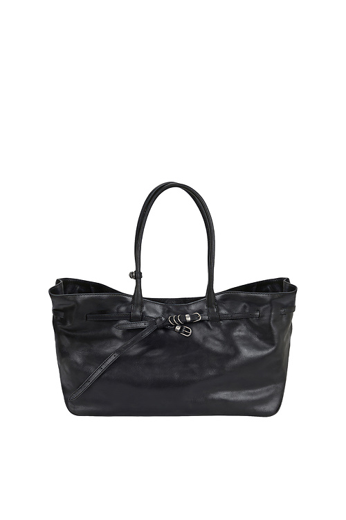 Объект-желания. Chanel Maxi Flap Bag — как у A$AP Rocky и Кендалл Дженнер (фото 22)