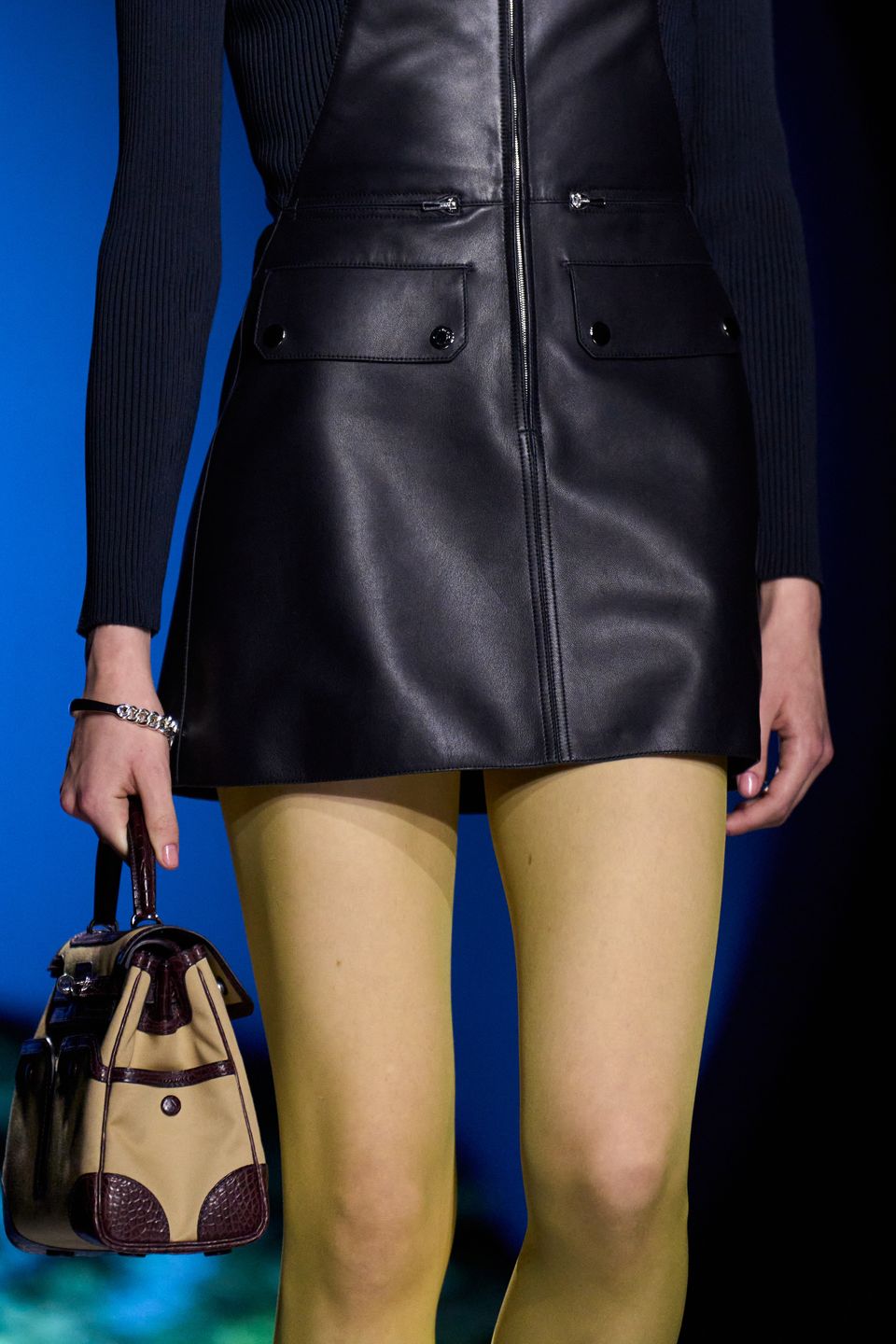 Как у Marc Jacobs и Chanel. Цветные колготки, чтобы скрасить дождливые будни (фото 6)