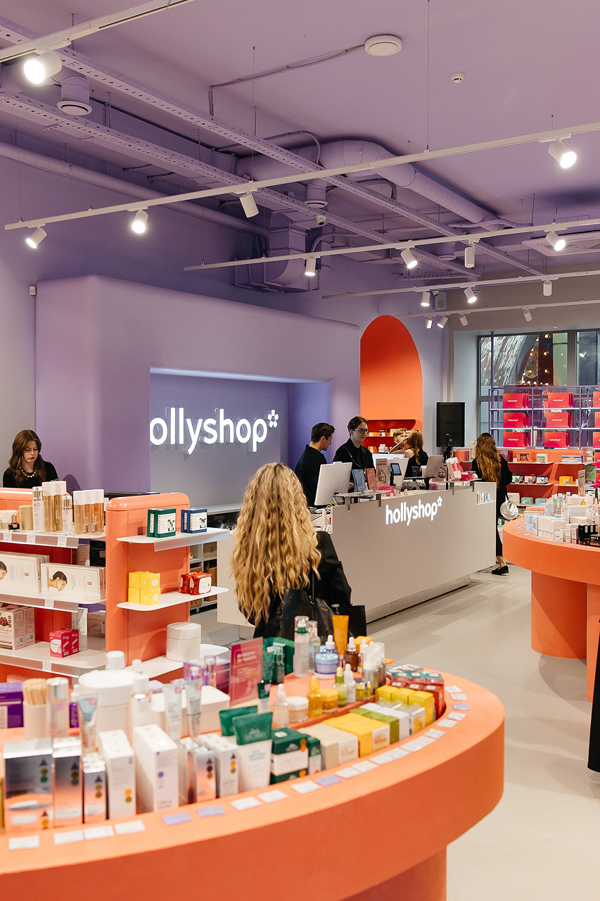 «Hollyshop рос вместе со своим покупателем»: Кристина Тишкова — о создании сети магазинов k-beauty (фото 14)